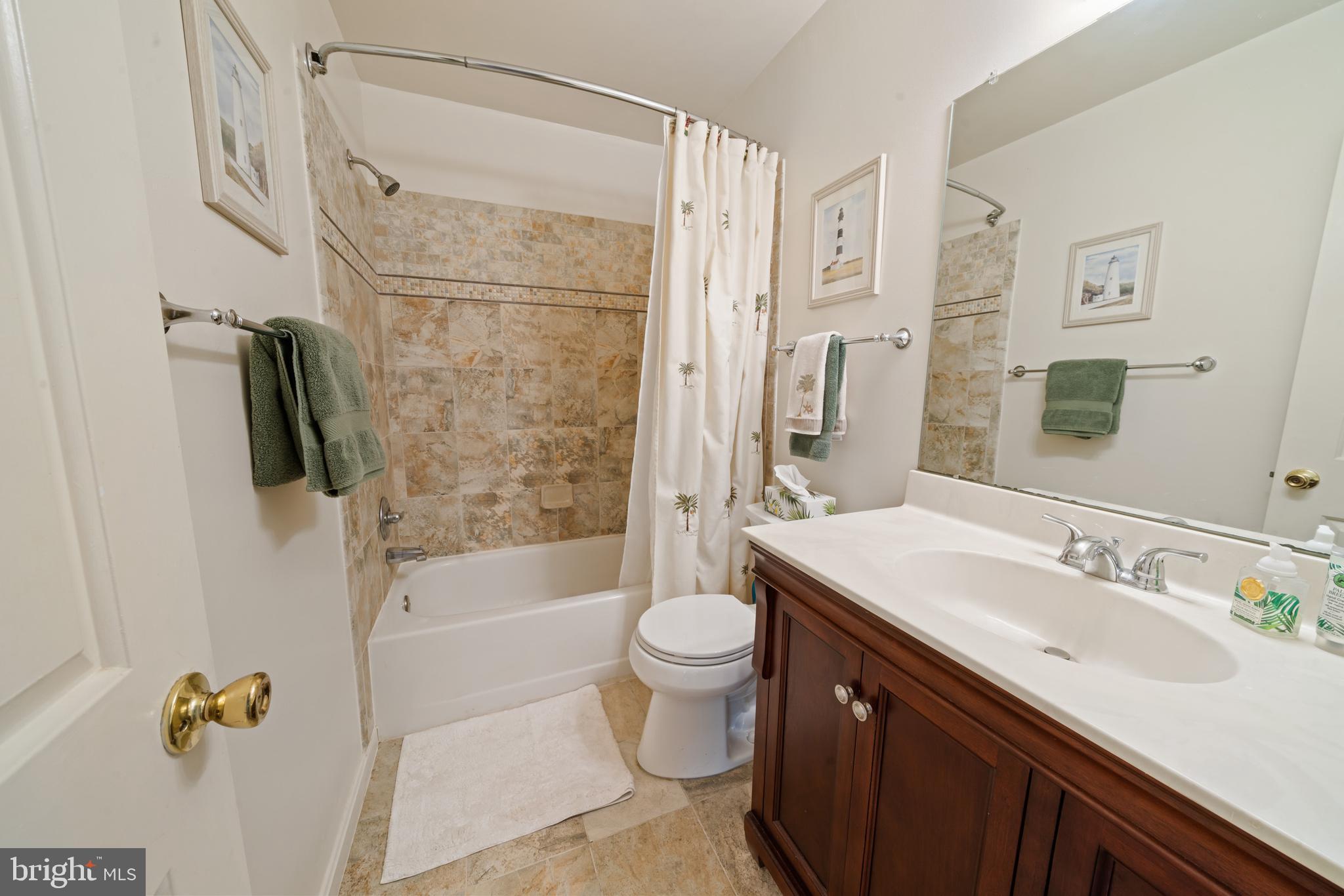 WATERS LANDING - Residential