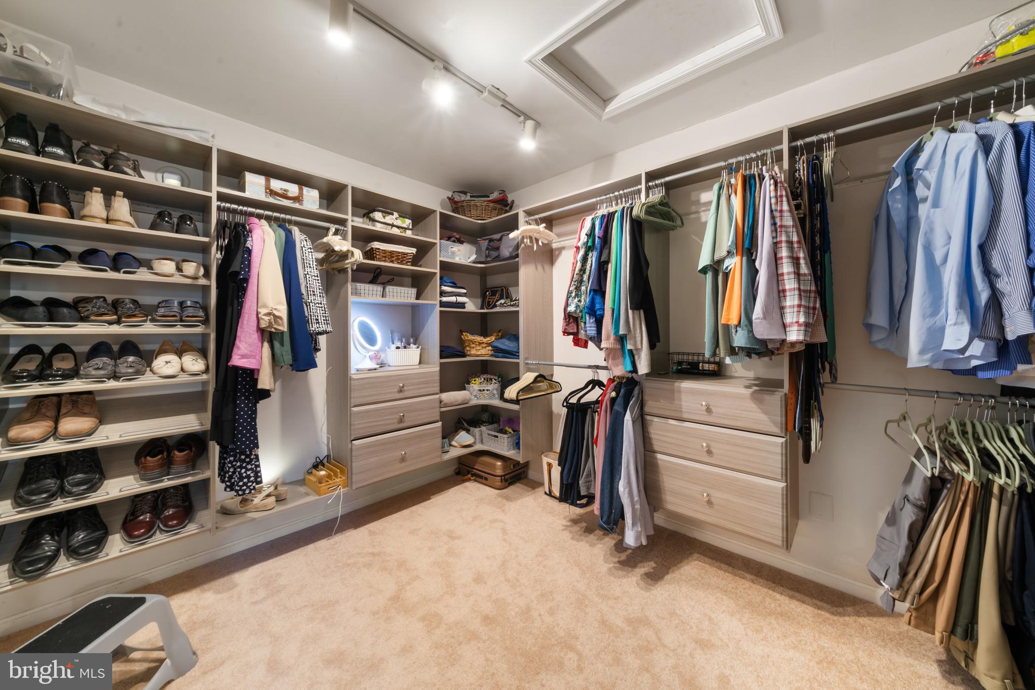 WATERS LANDING - Residential