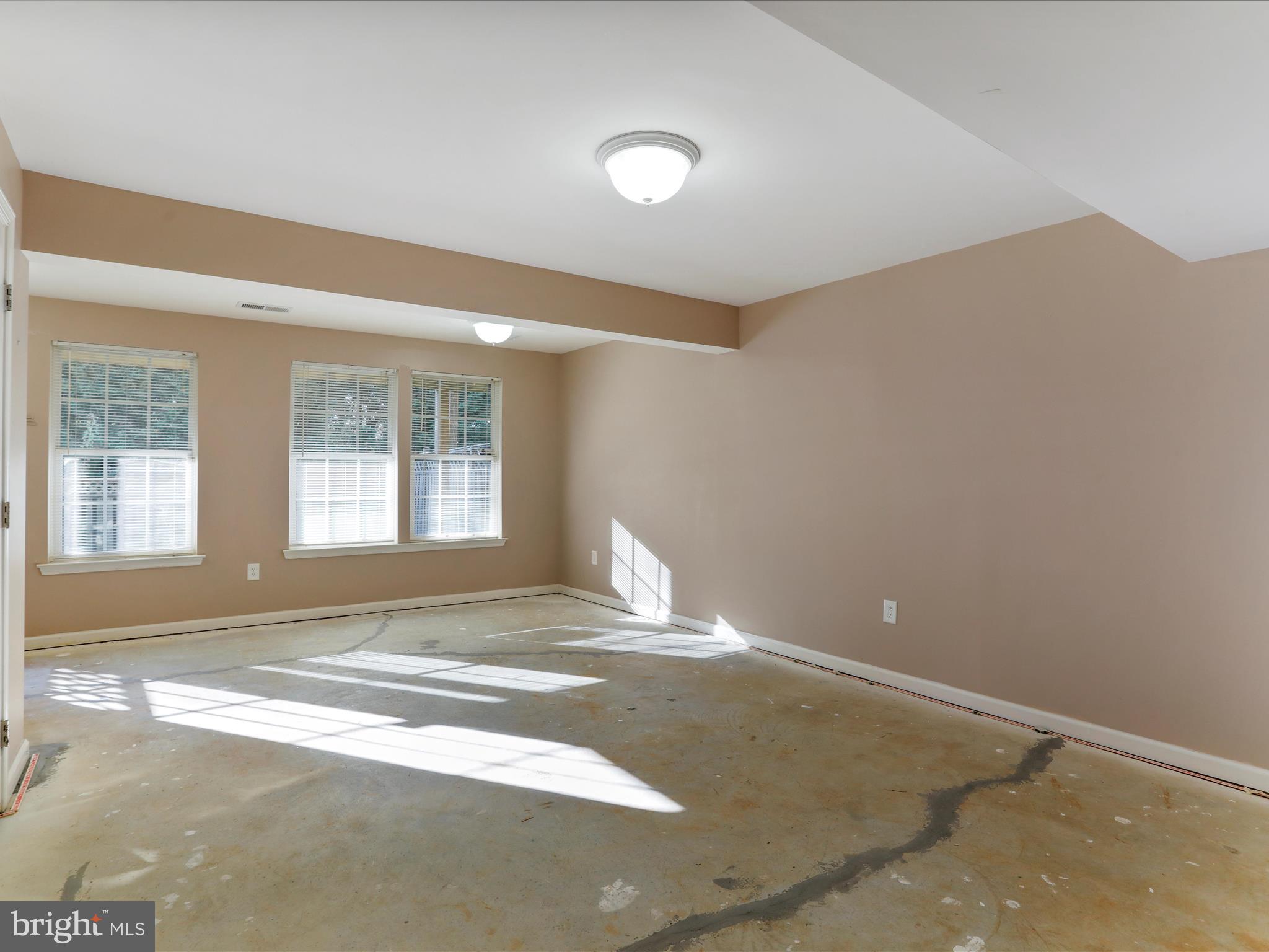 WINDMILL CROSSING - Residential