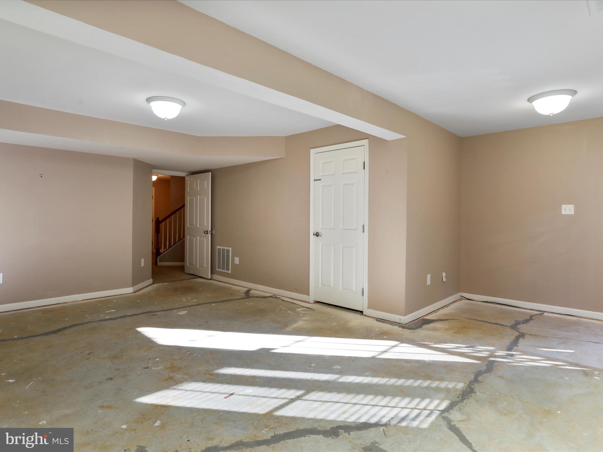 WINDMILL CROSSING - Residential