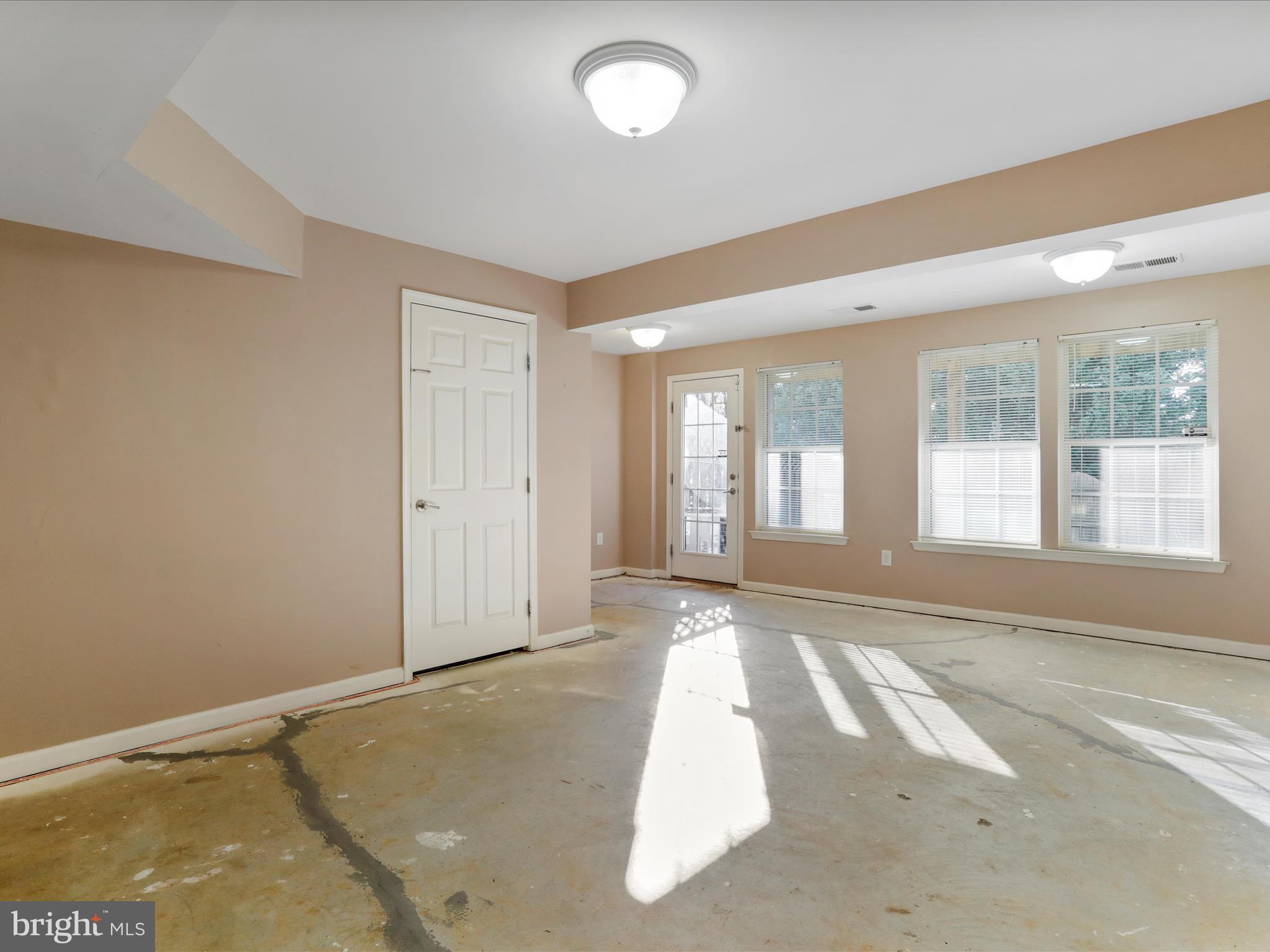 WINDMILL CROSSING - Residential