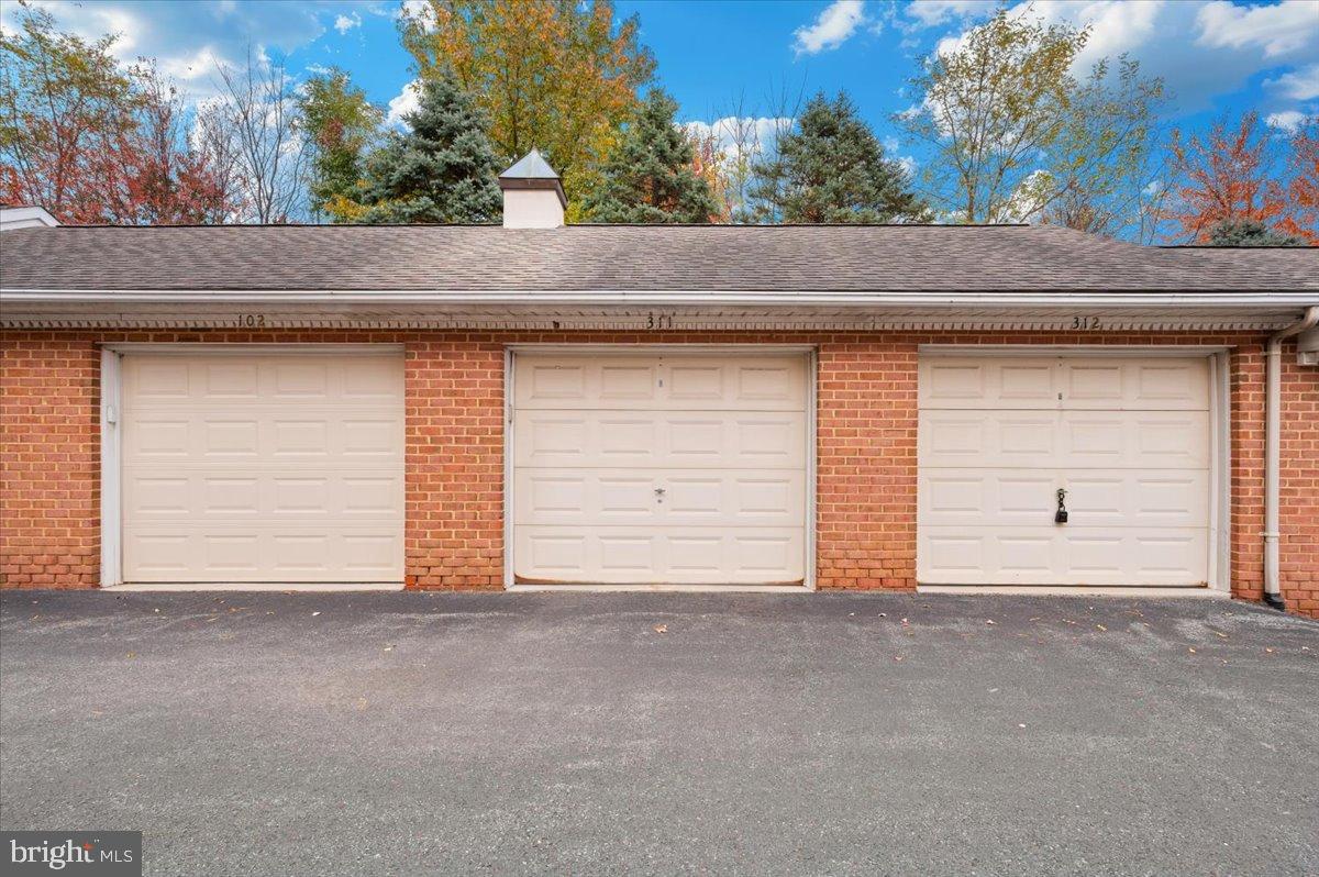 ROSEWOOD - Residential