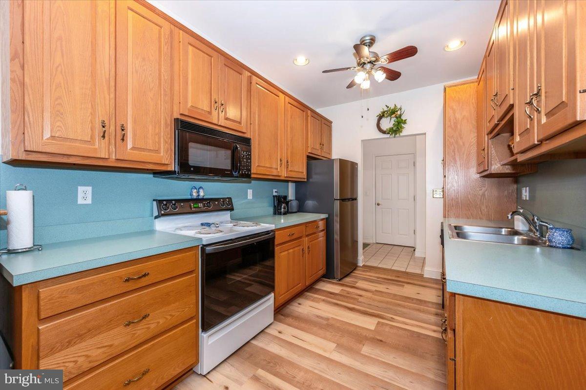 ROSEWOOD - Residential