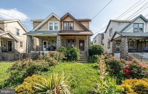 Townhouse For Sale - 7737 Parkview Road<br/> UPPER DARBY, PA 19082