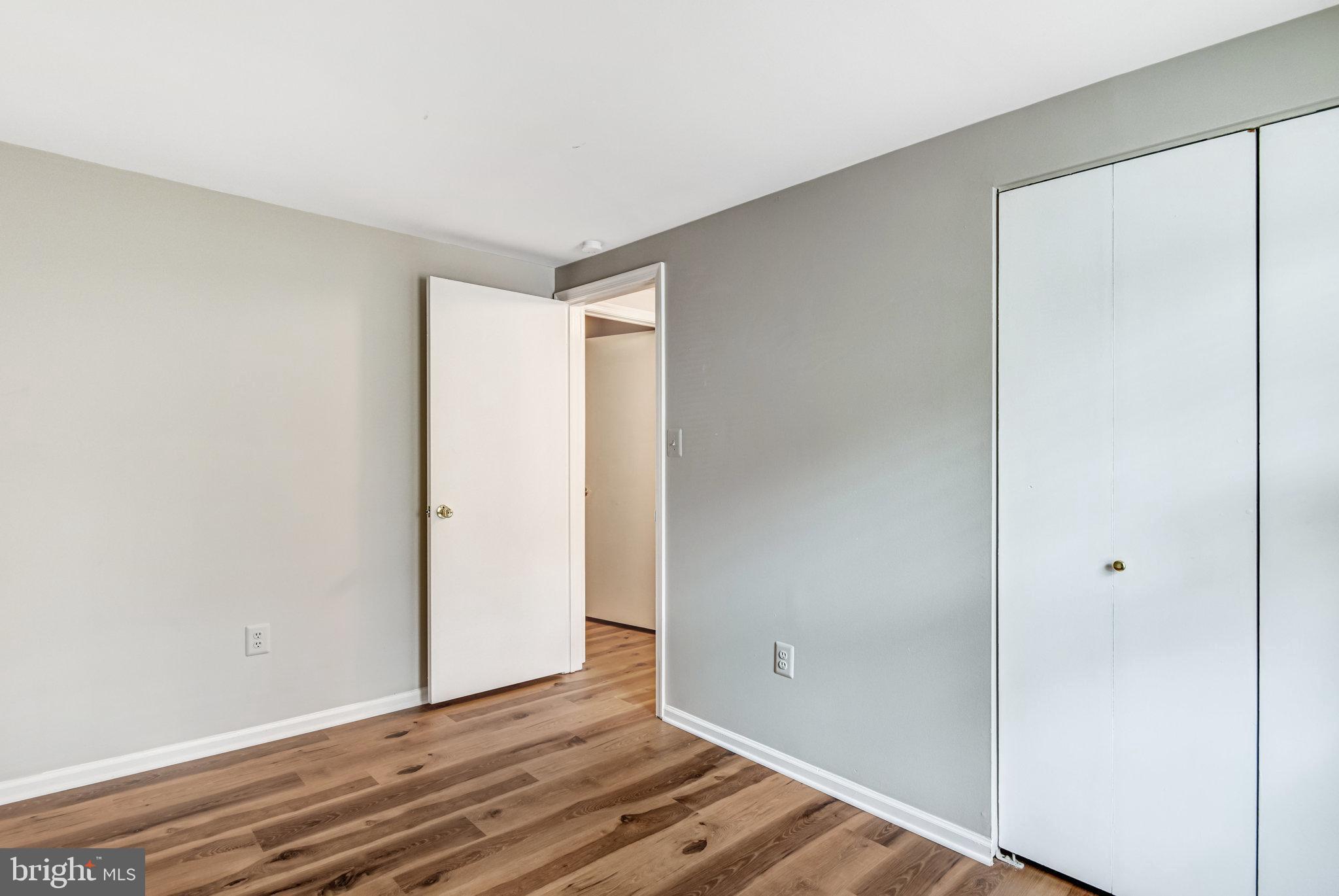 BURKE CENTRE CONSERVANCY - Residential Lease