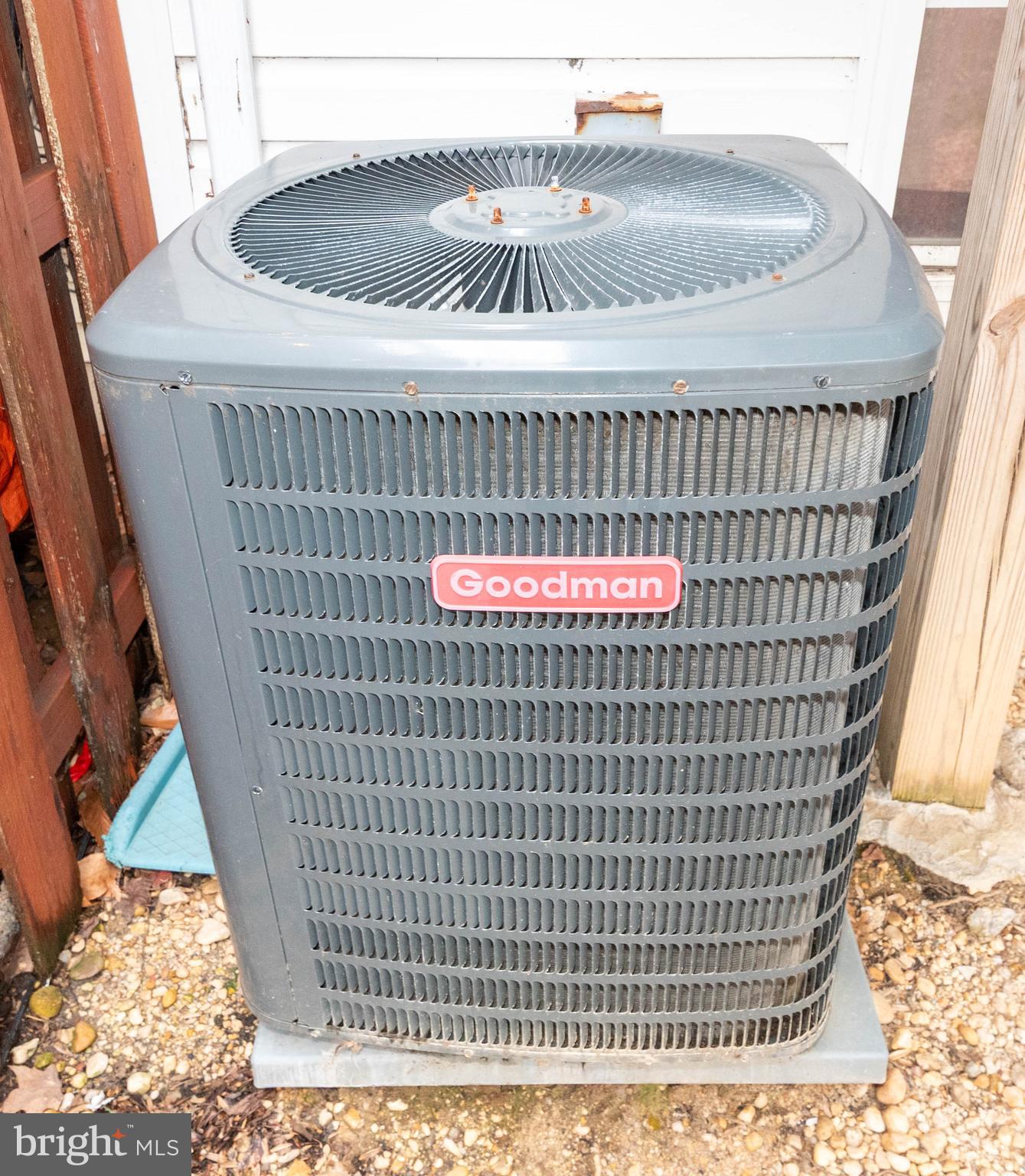 PENNSYLVANIA OAKS - Residential