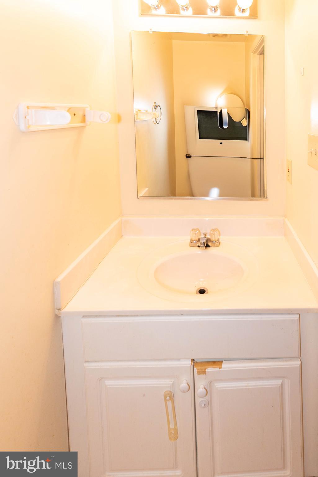 PENNSYLVANIA OAKS - Residential