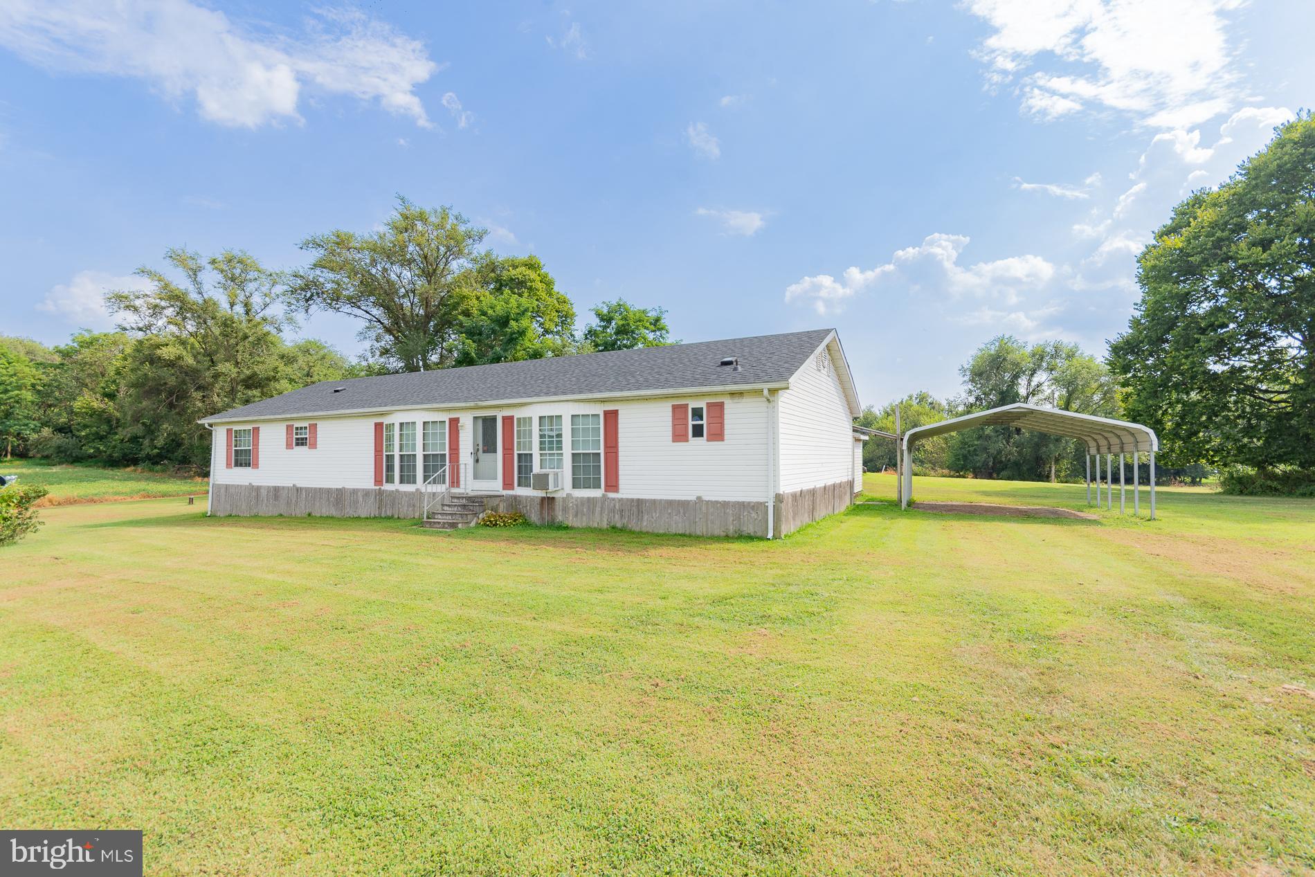 828 SHEPHERDSTOWN PIKE