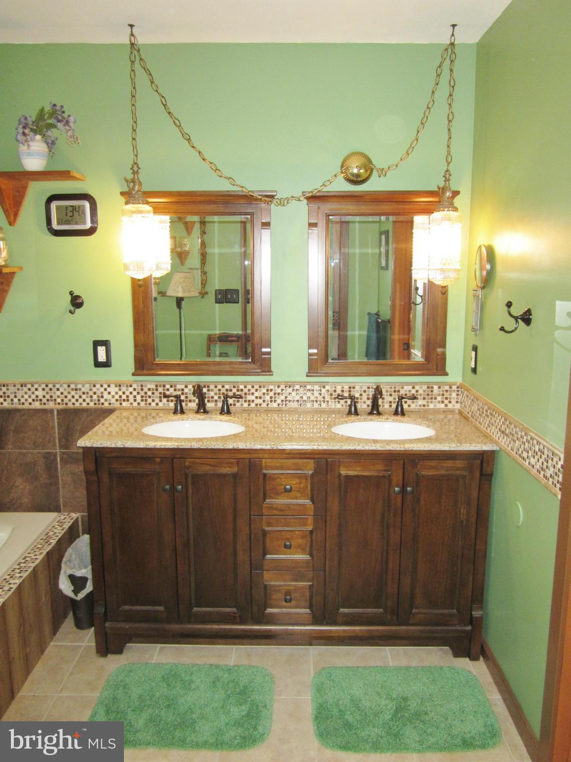 INDIAN MEADOWS - Residential