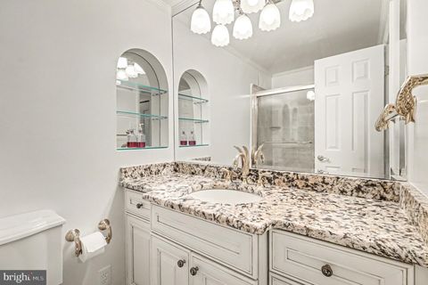 6137 LEESBURG PIKE 509 FALLS CHURCH VA 22041