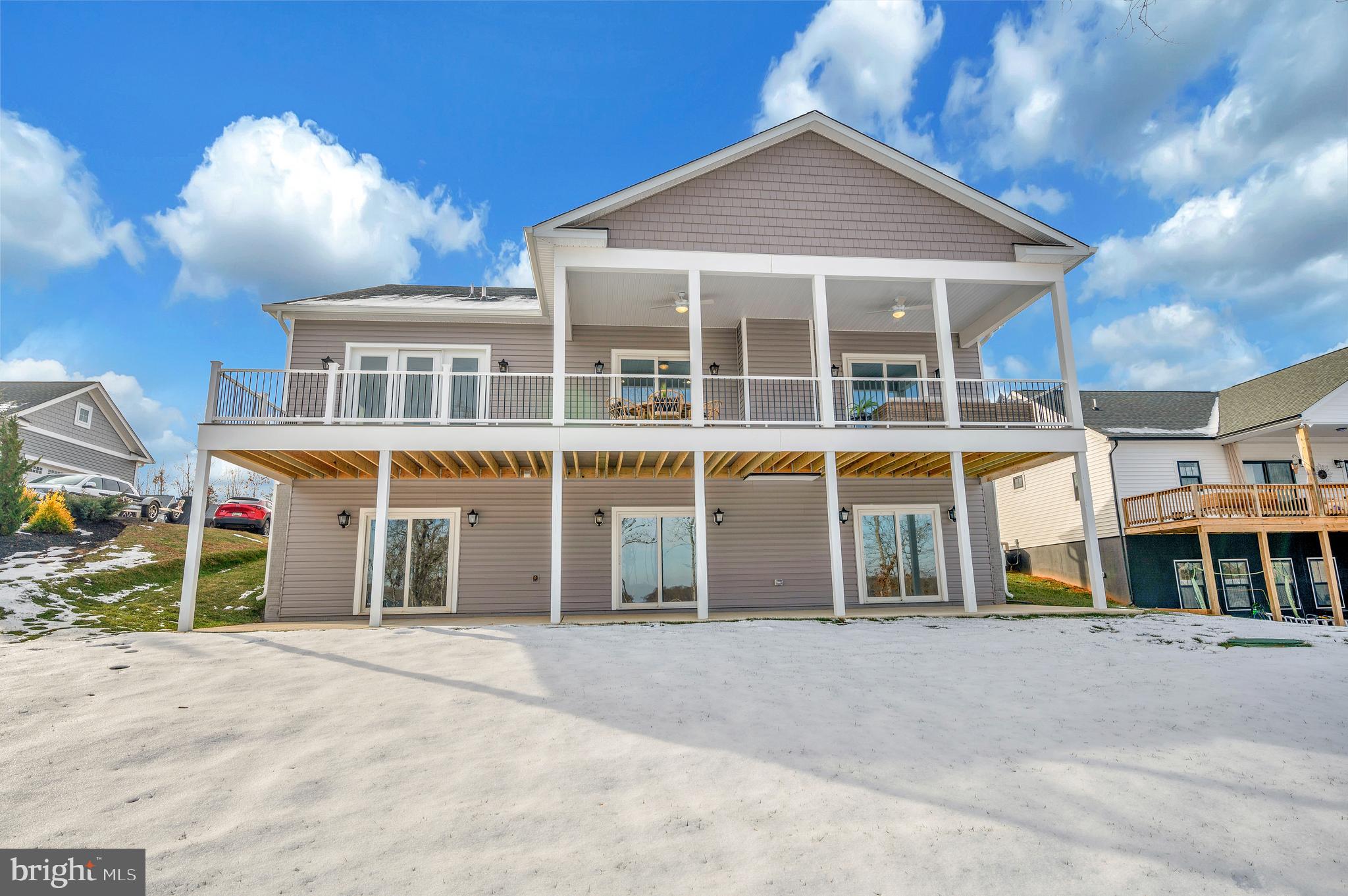 SUNSET COVE - Residential