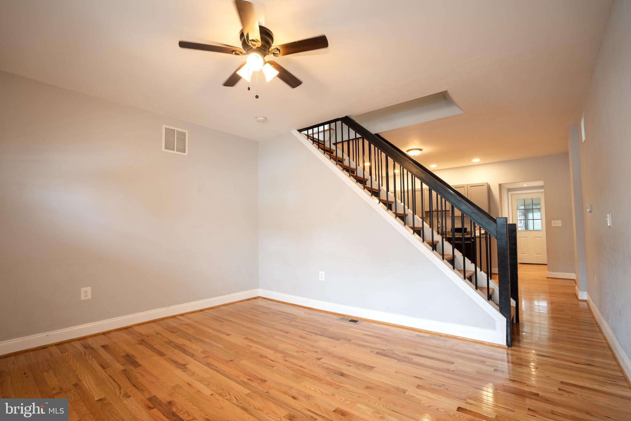 WYMAN PARK HAMPDEN - Residential
