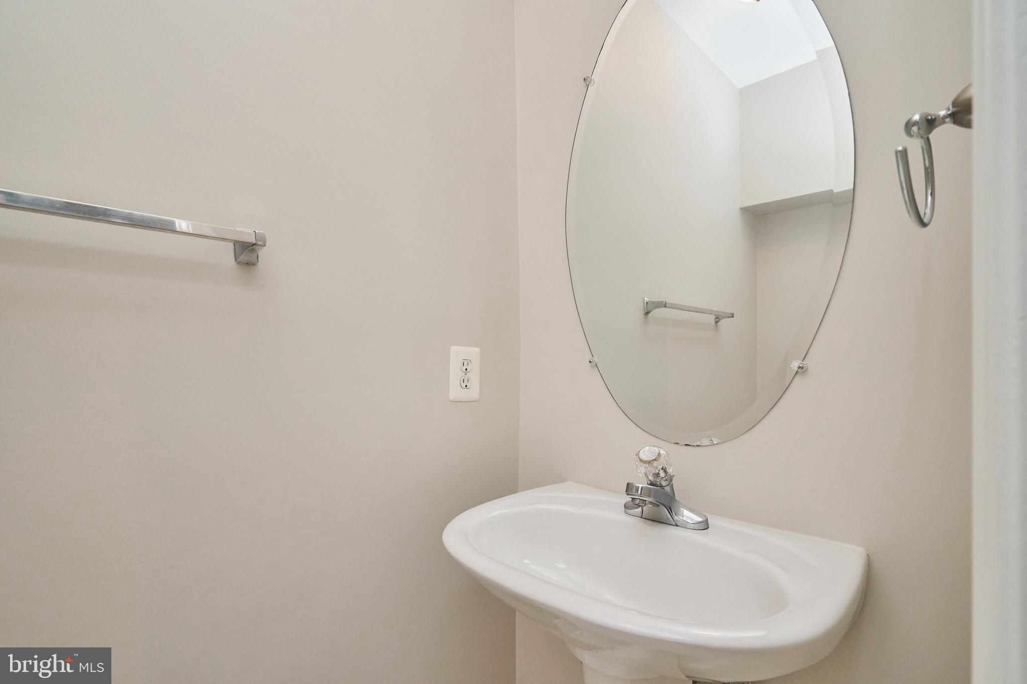 JEFFERSON VILLAGE - Residential Lease