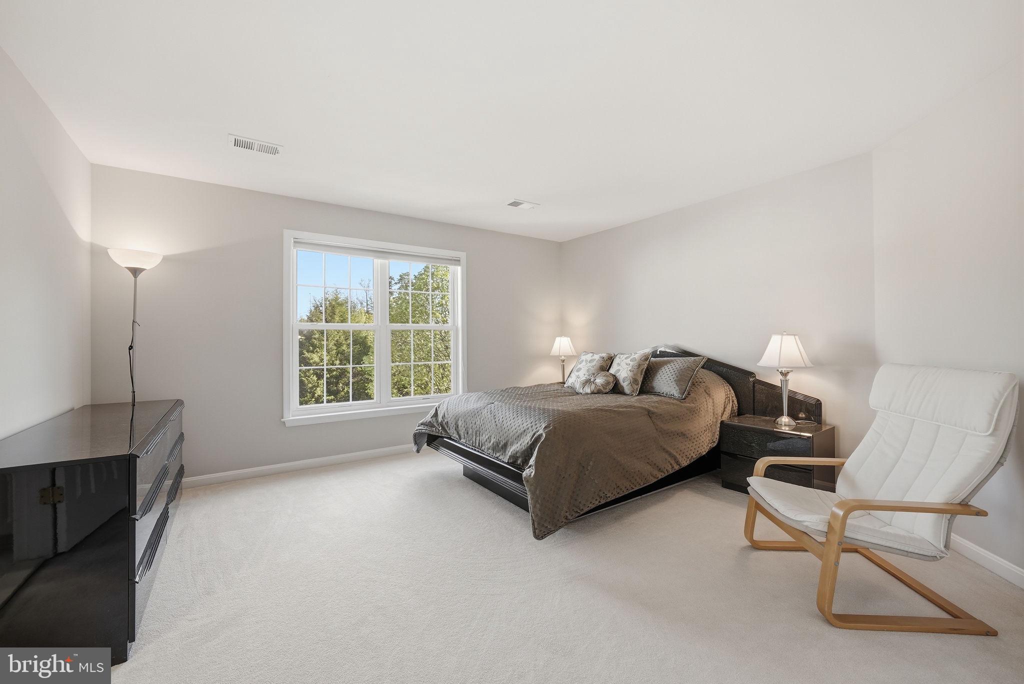 HEATHERBROOK - Residential