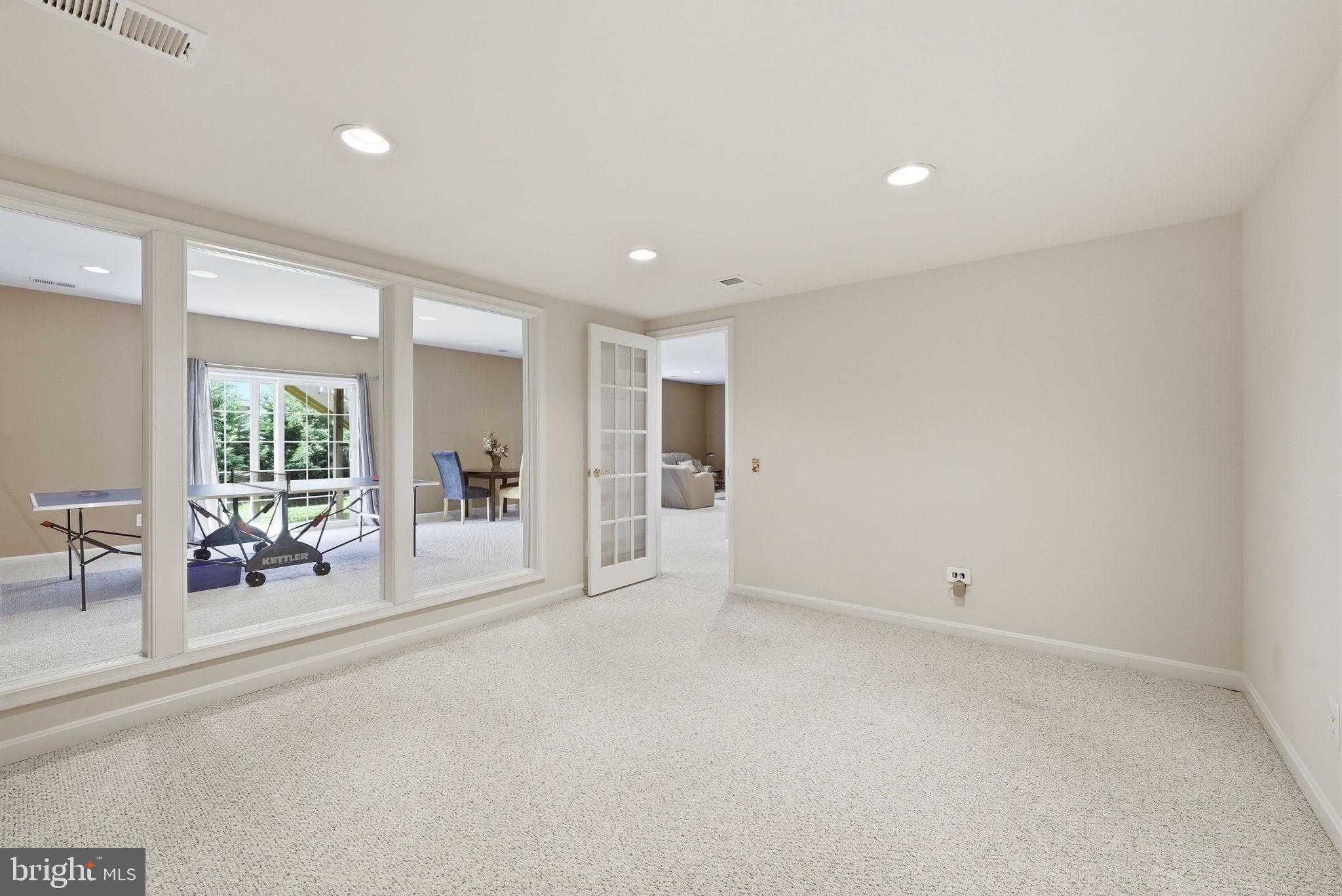 HEATHERBROOK - Residential