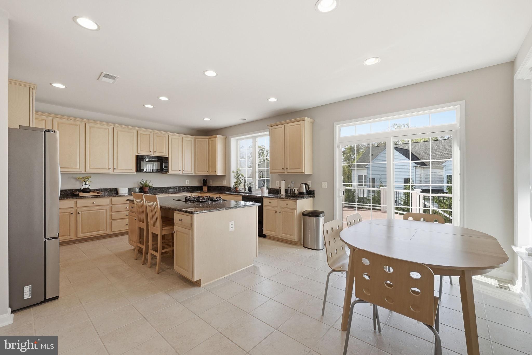 HEATHERBROOK - Residential