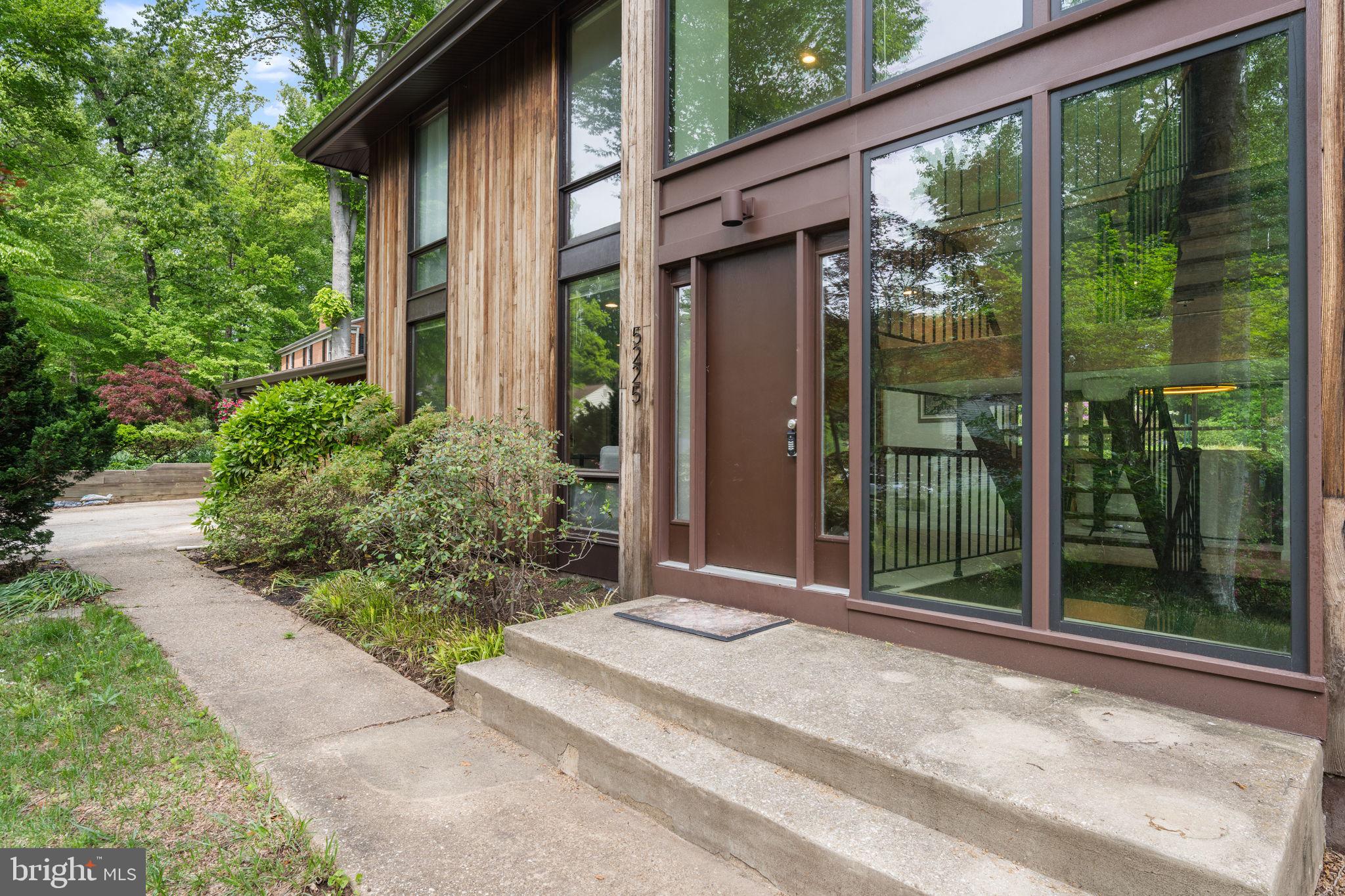 LONGFELLOW - Residential