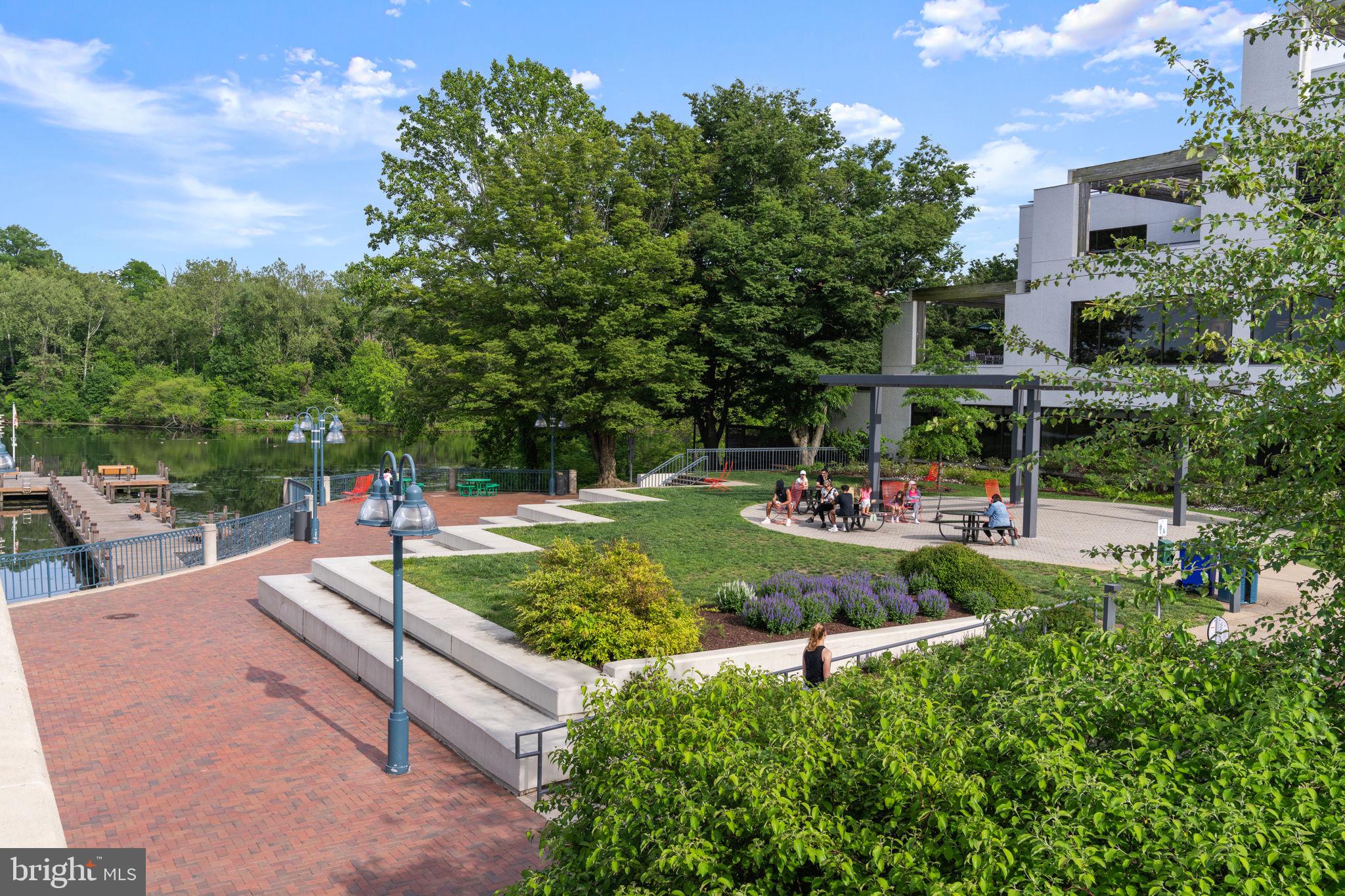 LONGFELLOW - Residential