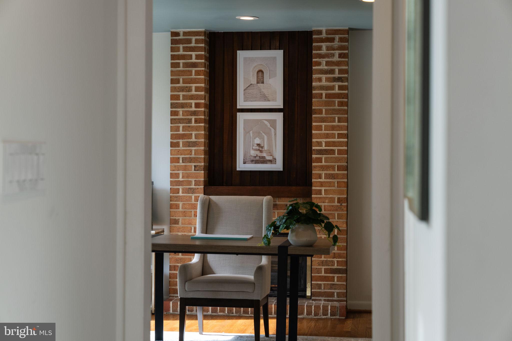 LONGFELLOW - Residential