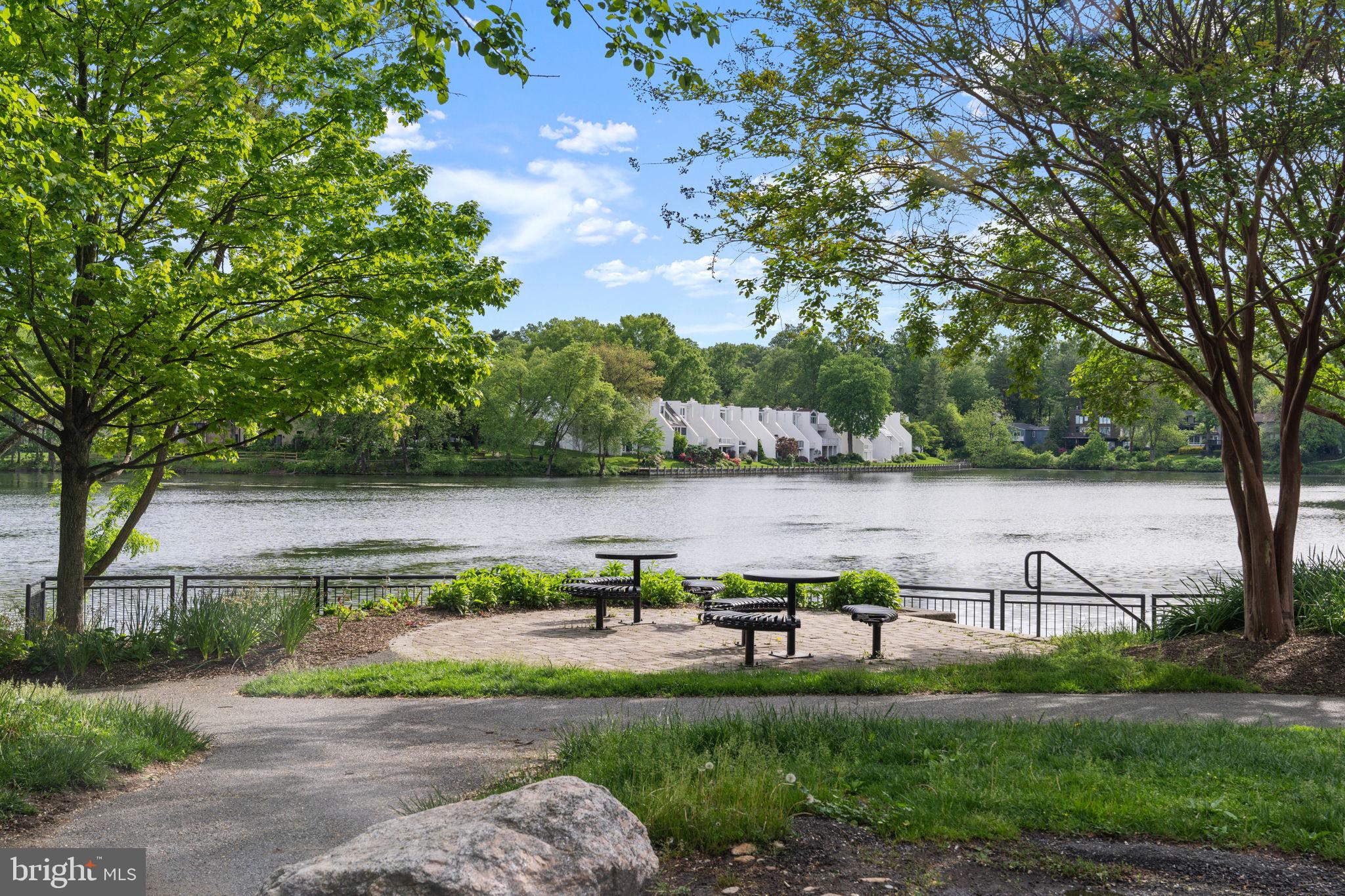 LONGFELLOW - Residential