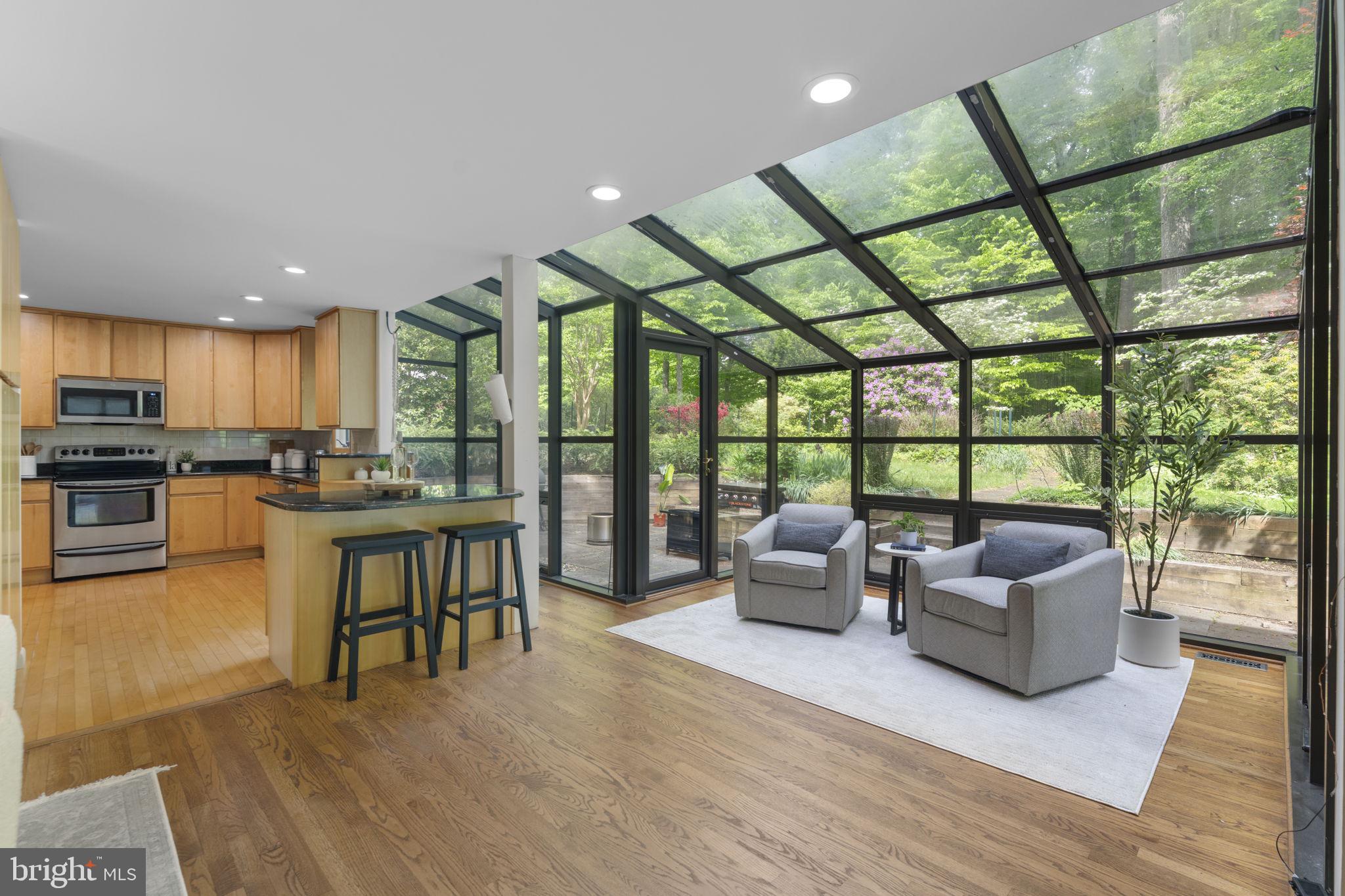 LONGFELLOW - Residential