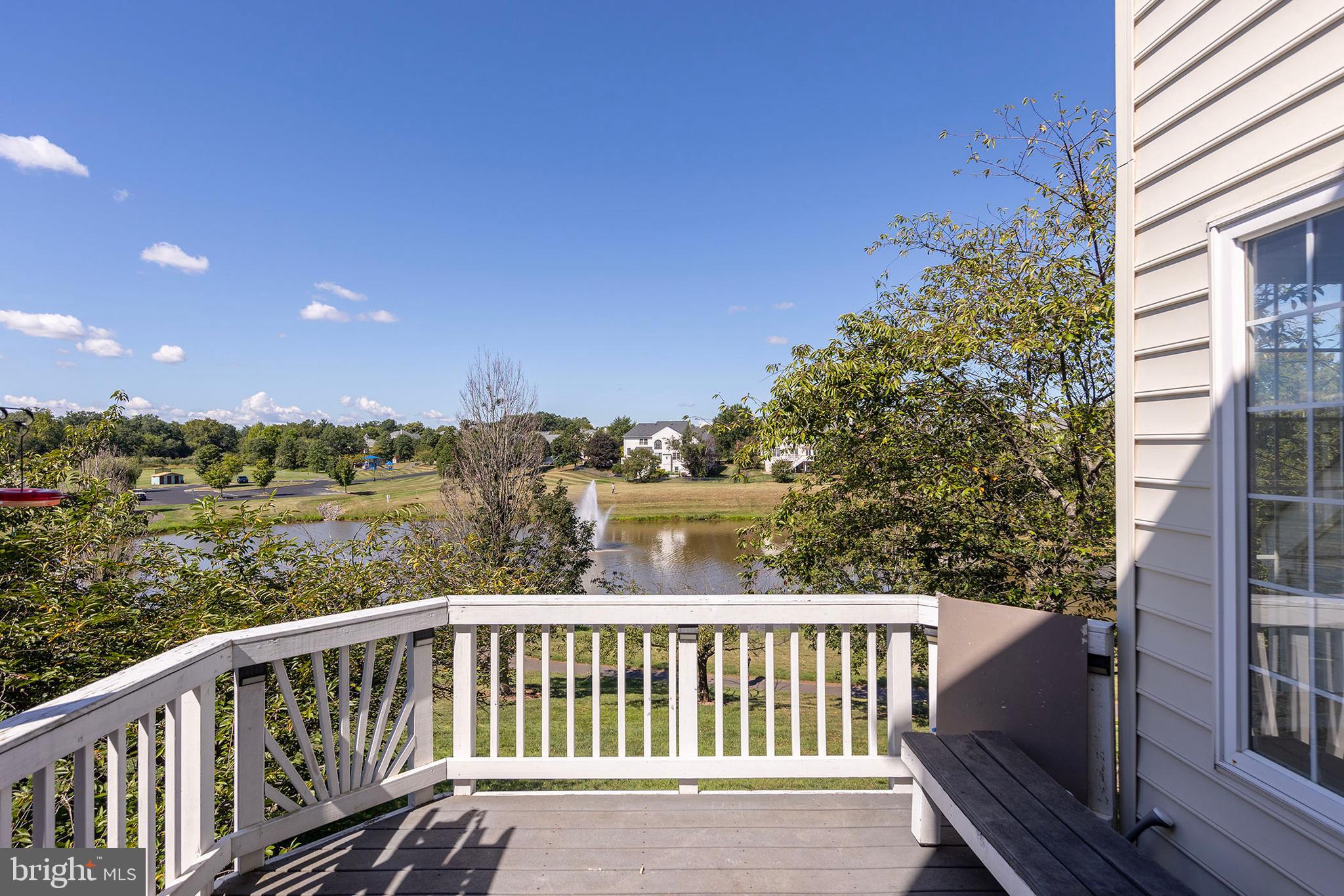 LOUDOUN VALLEY ESTATES - Residential Lease