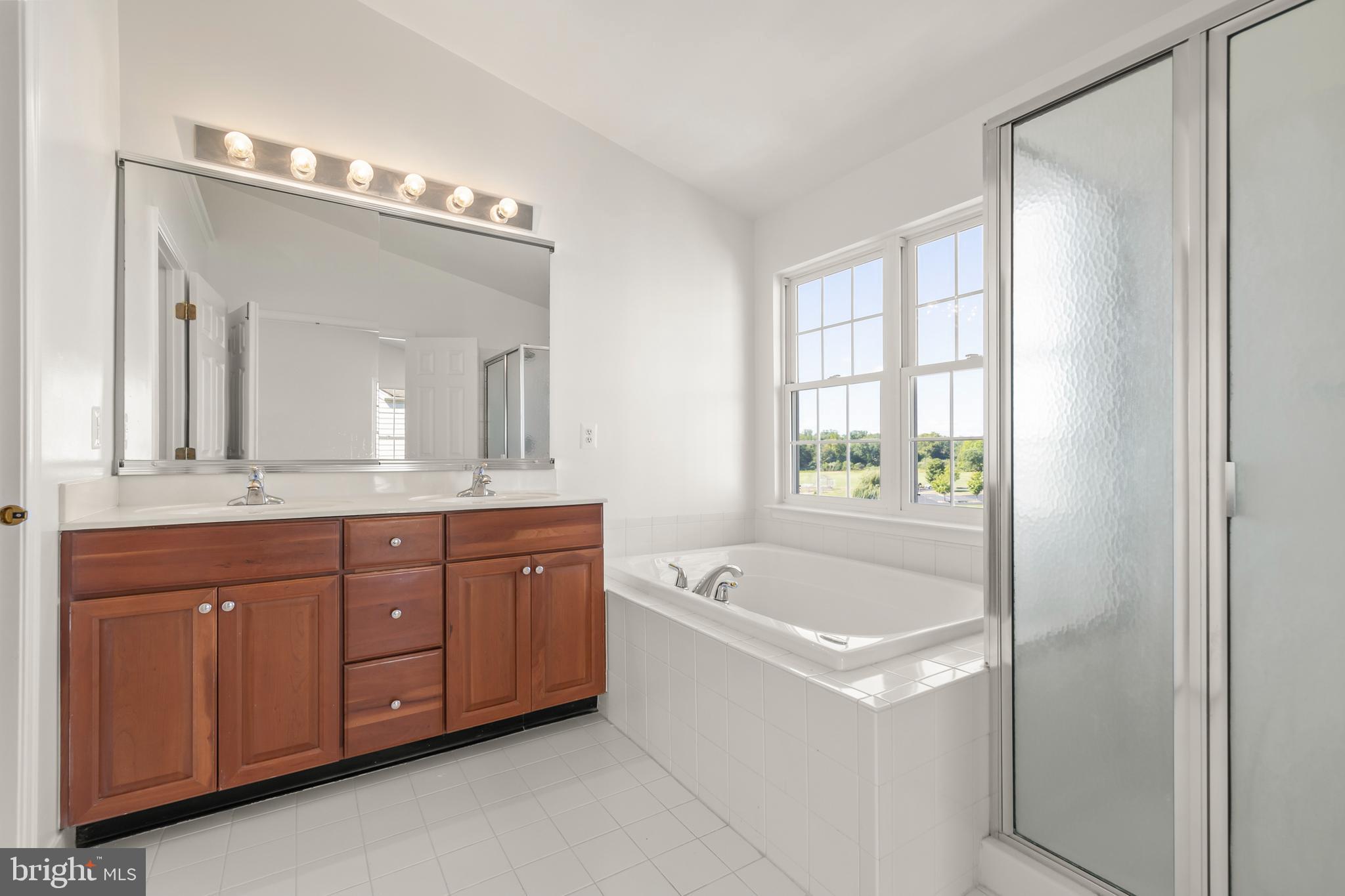 LOUDOUN VALLEY ESTATES - Residential Lease