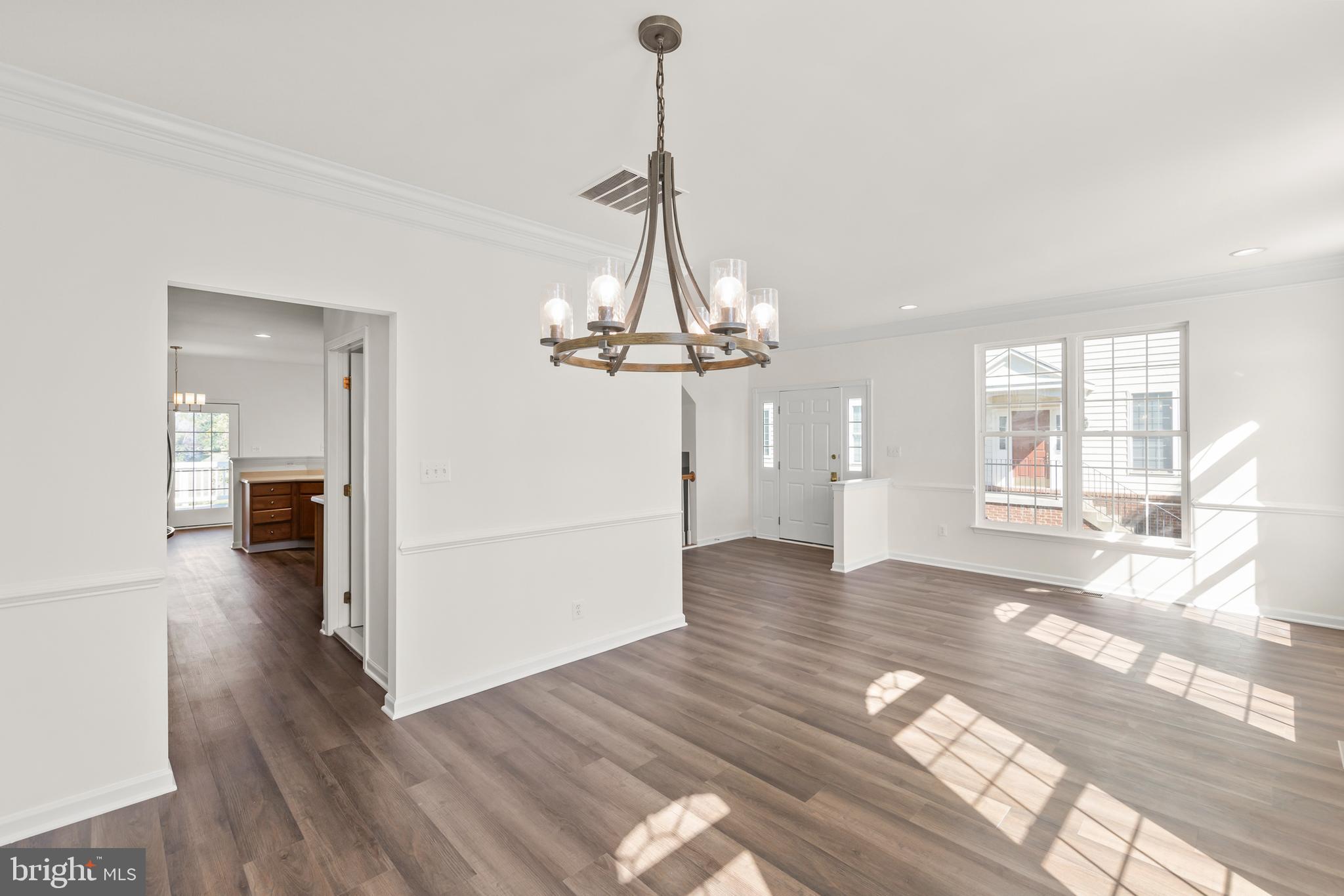 LOUDOUN VALLEY ESTATES - Residential Lease