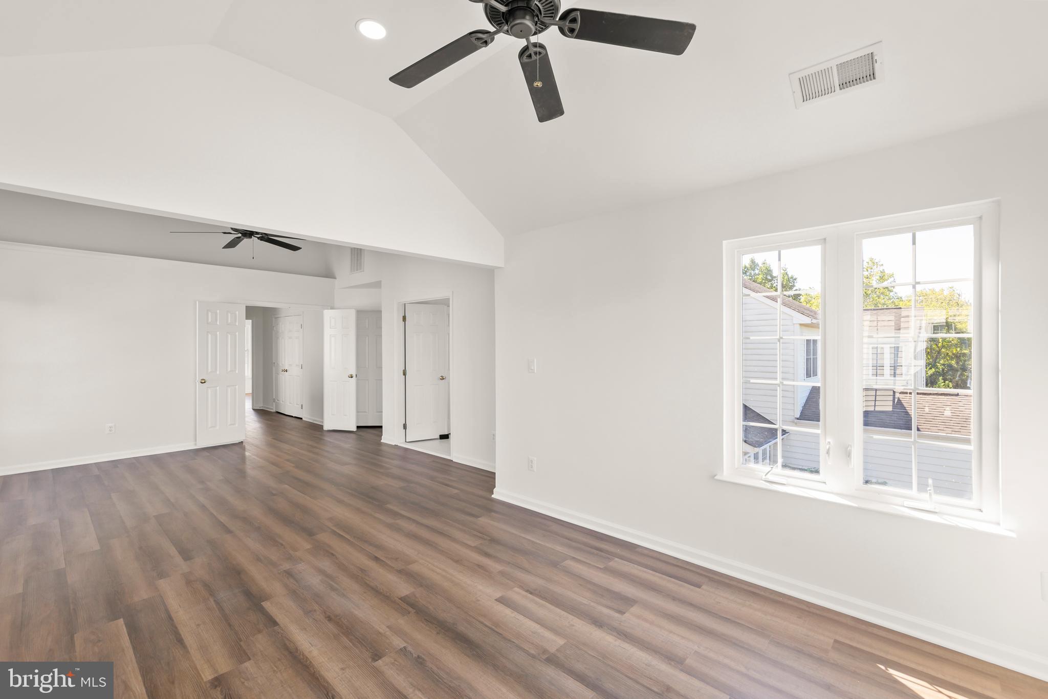 LOUDOUN VALLEY ESTATES - Residential Lease