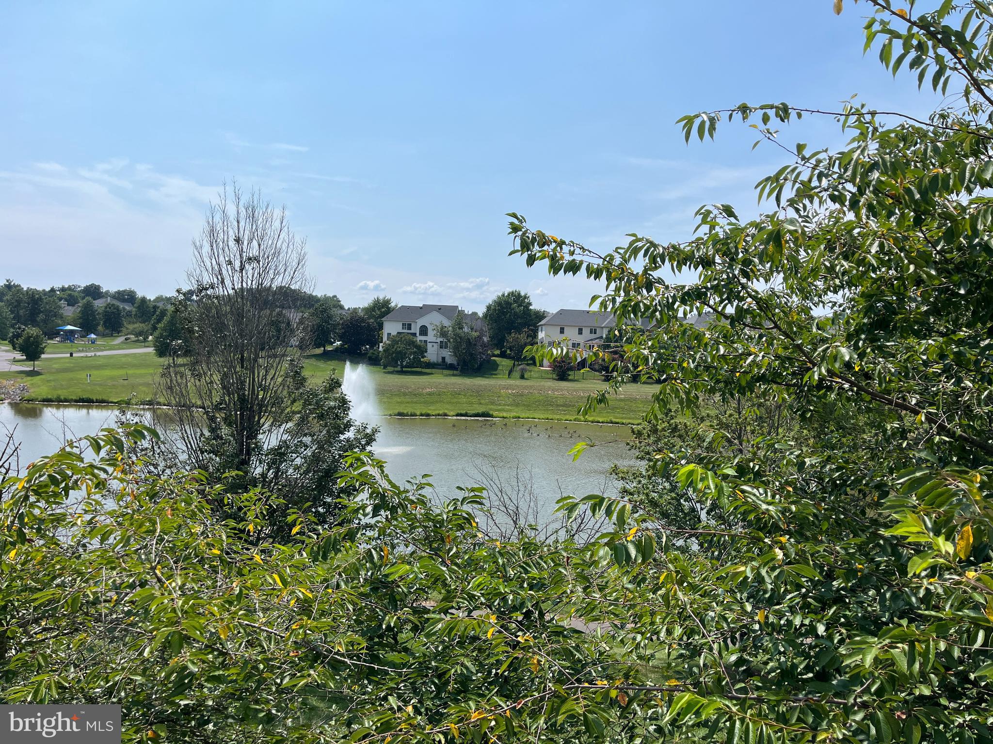 LOUDOUN VALLEY ESTATES - Residential Lease