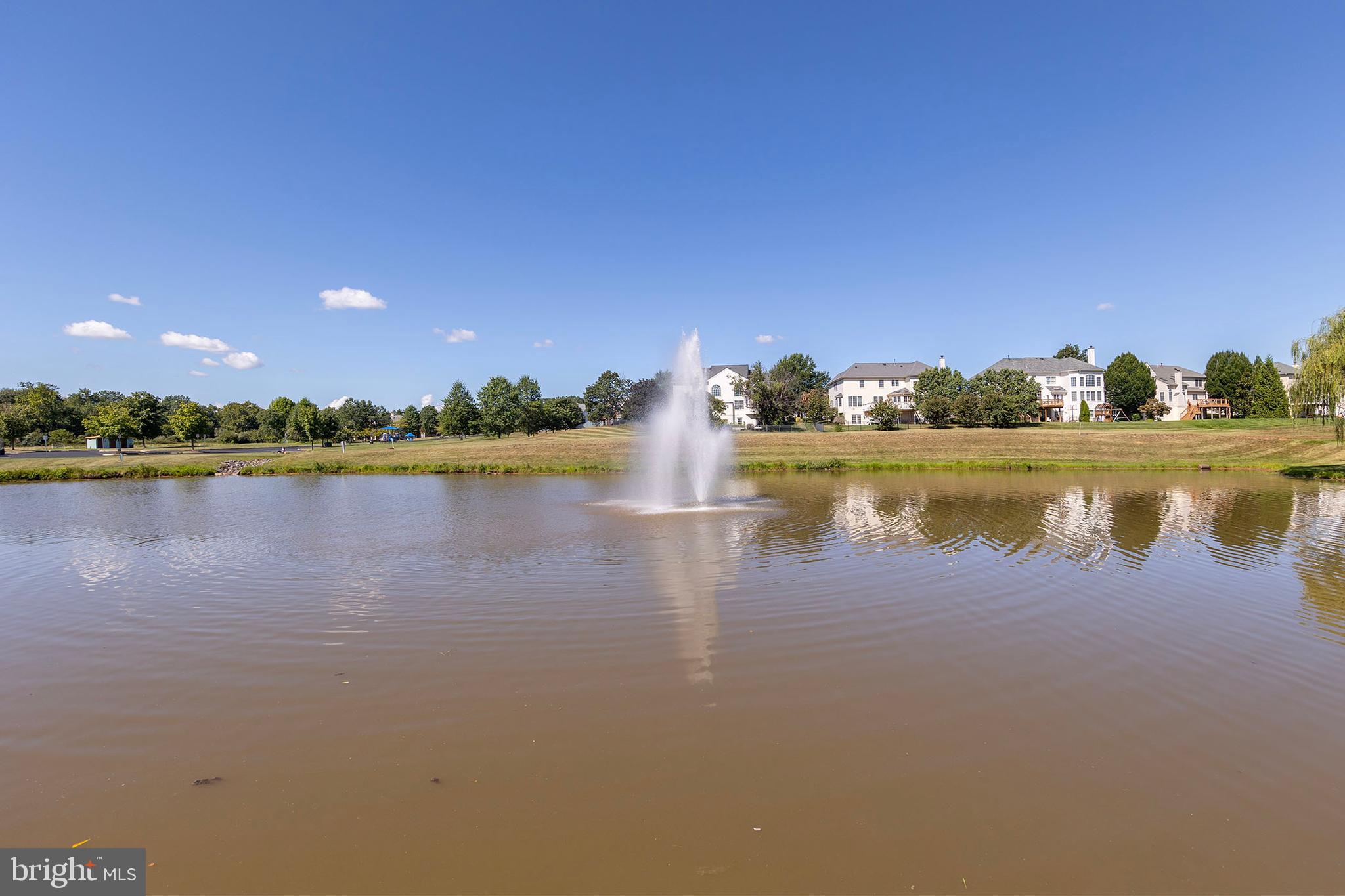 LOUDOUN VALLEY ESTATES - Residential Lease