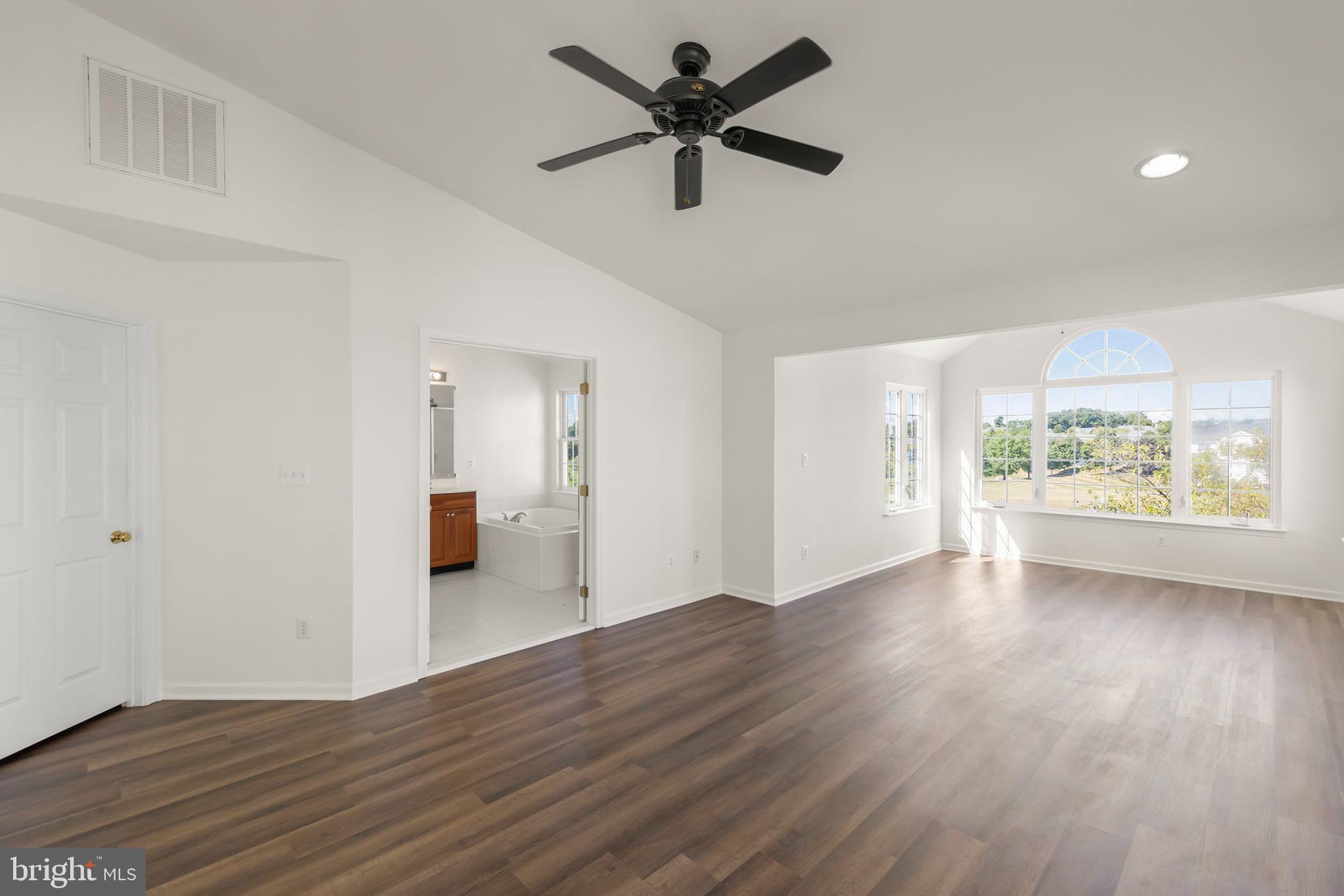 LOUDOUN VALLEY ESTATES - Residential Lease