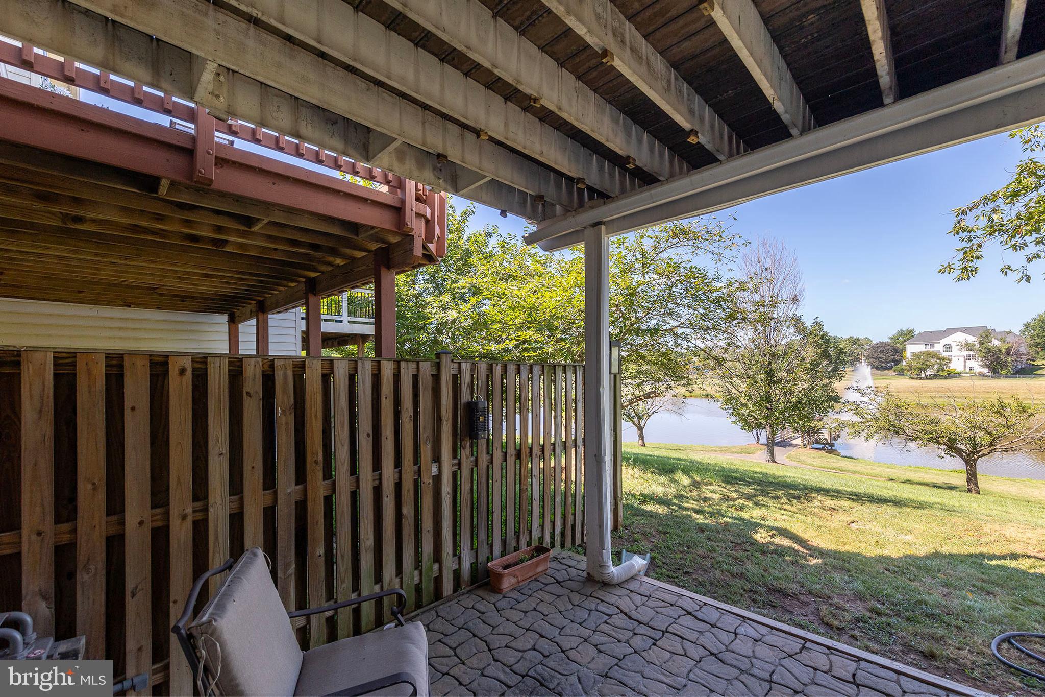 LOUDOUN VALLEY ESTATES - Residential Lease