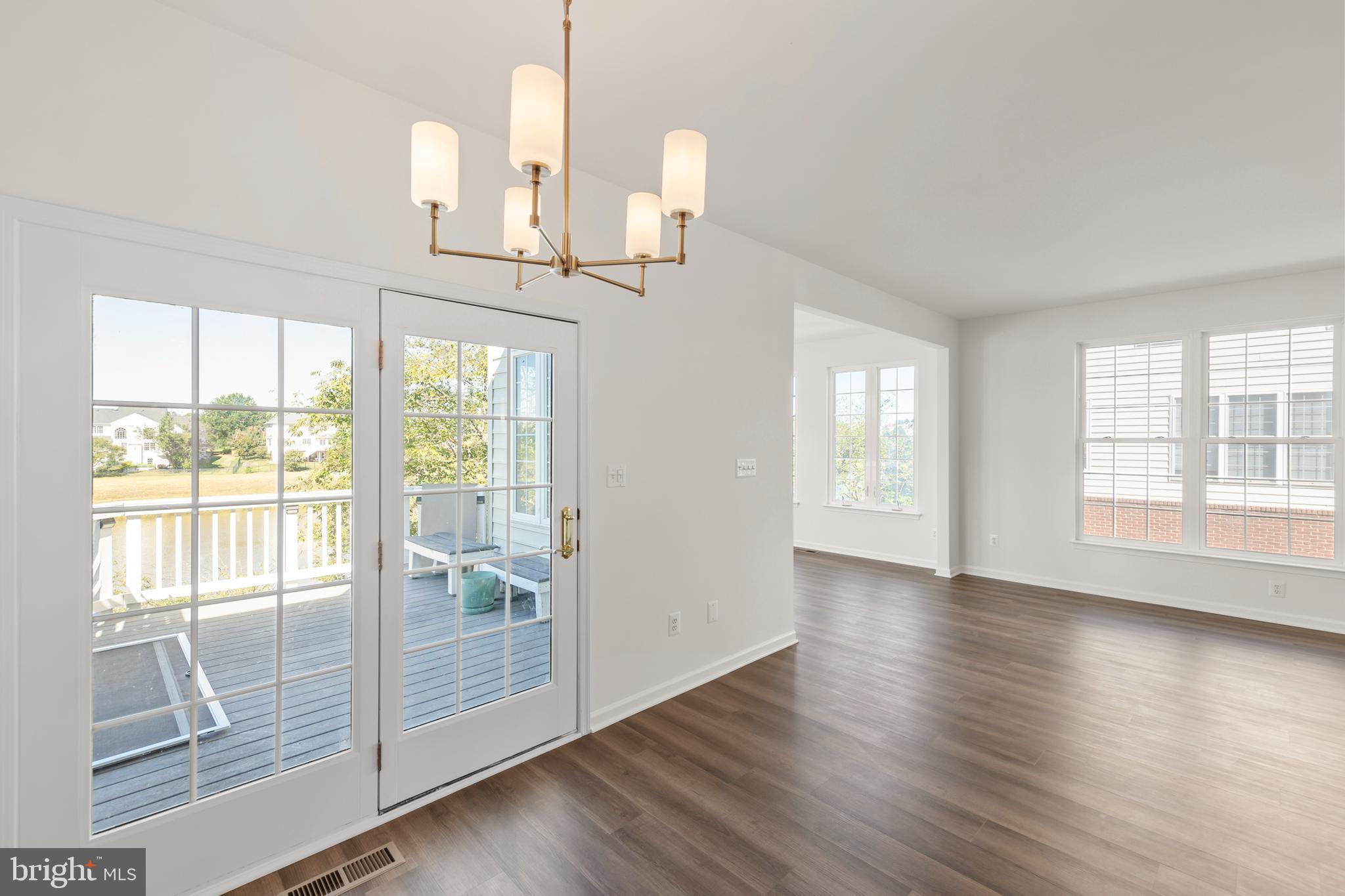 LOUDOUN VALLEY ESTATES - Residential Lease