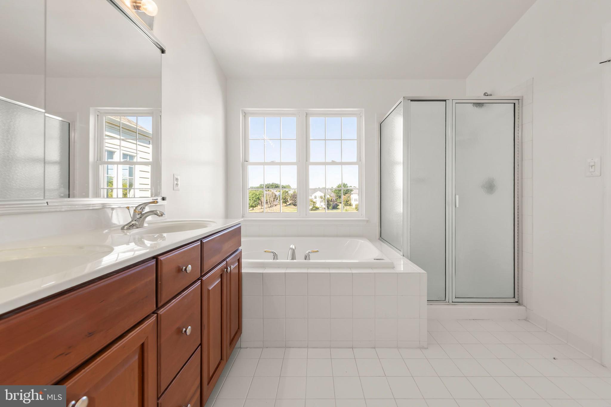 LOUDOUN VALLEY ESTATES - Residential Lease