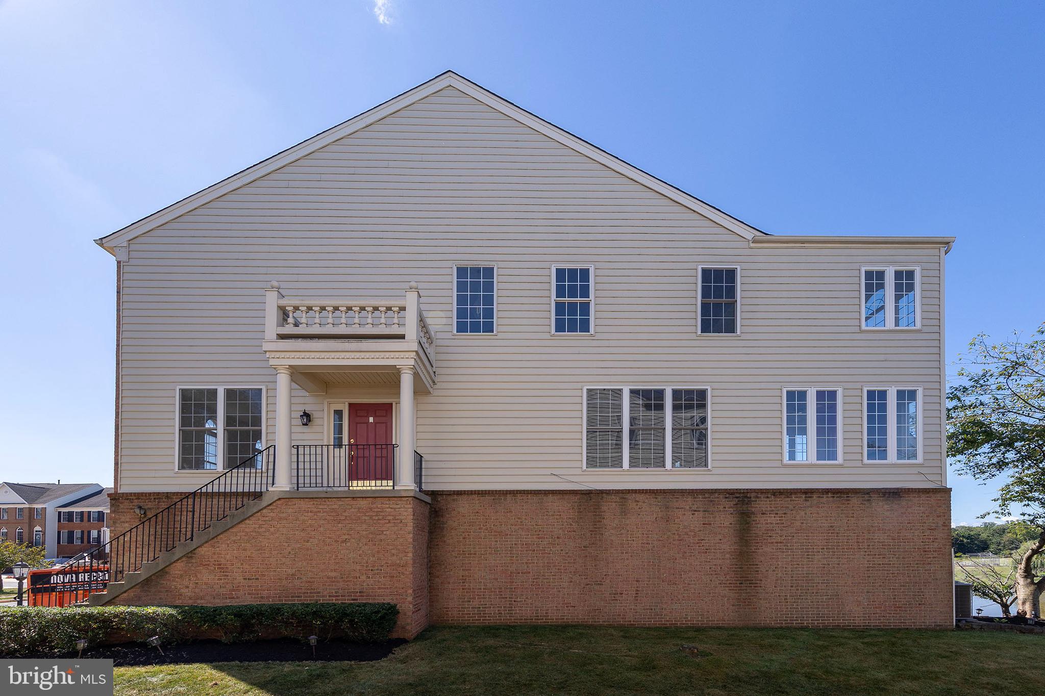 LOUDOUN VALLEY ESTATES - Residential Lease