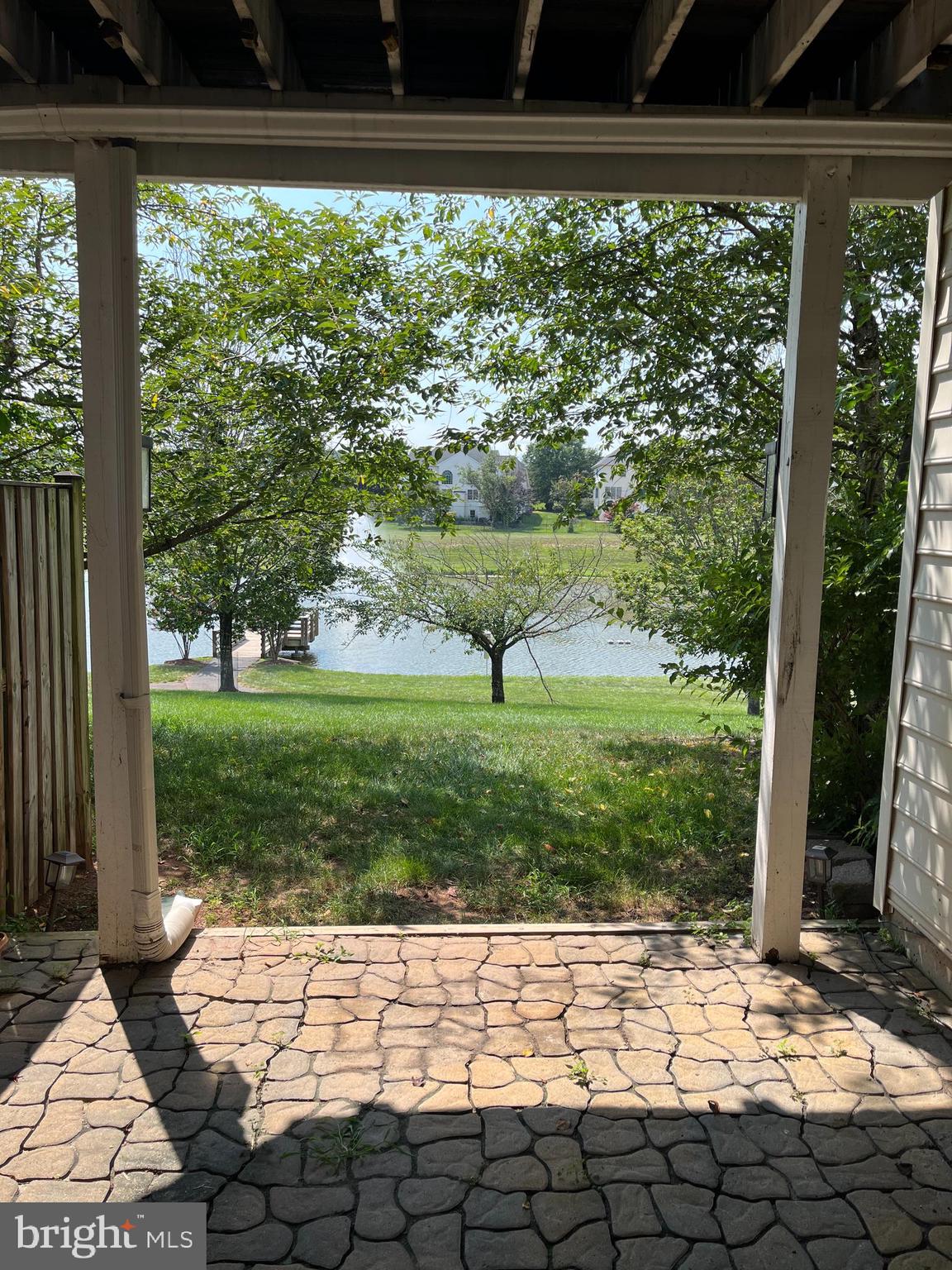 LOUDOUN VALLEY ESTATES - Residential Lease