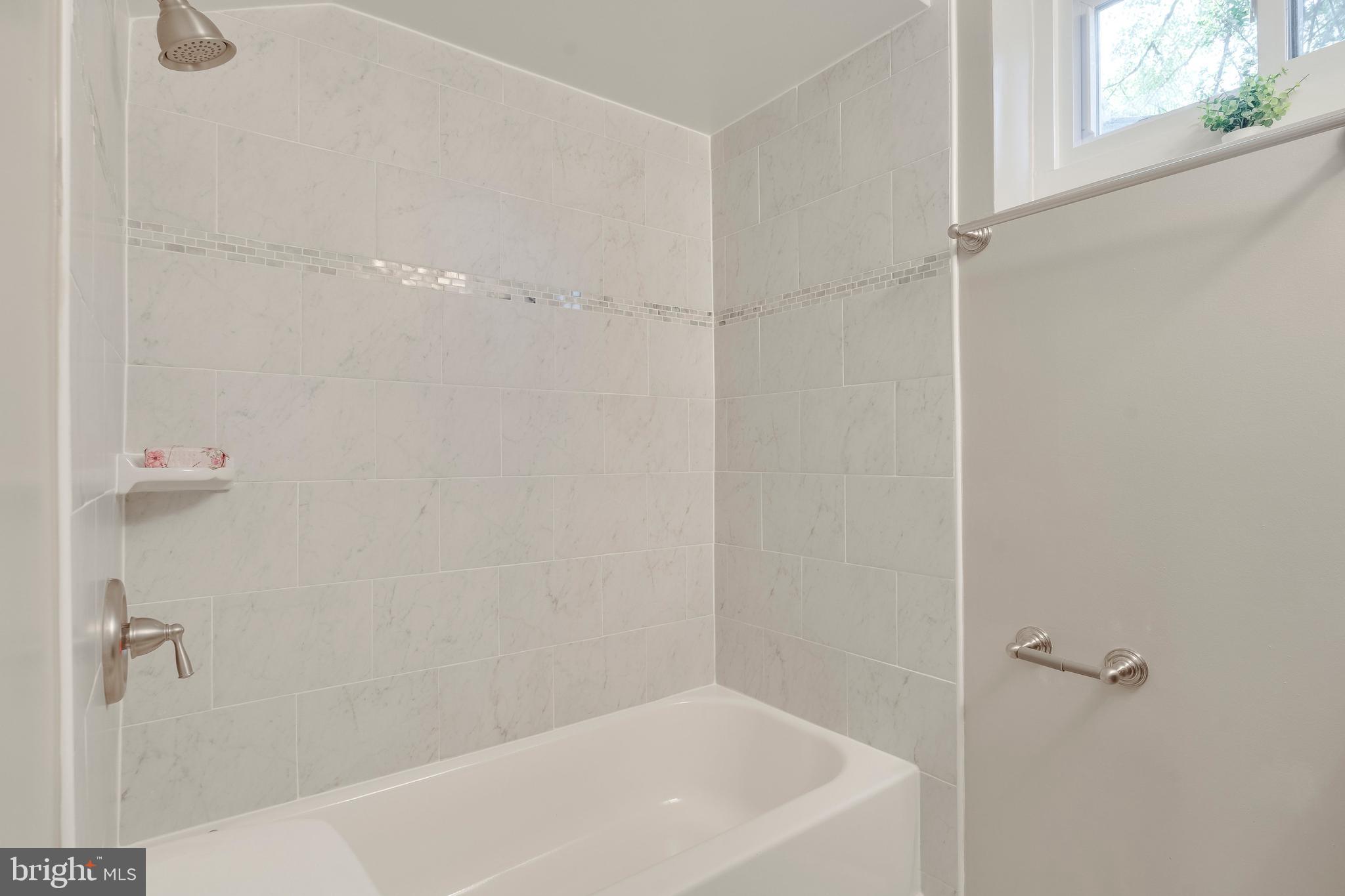 ROCK CREEK PALISADES - Residential