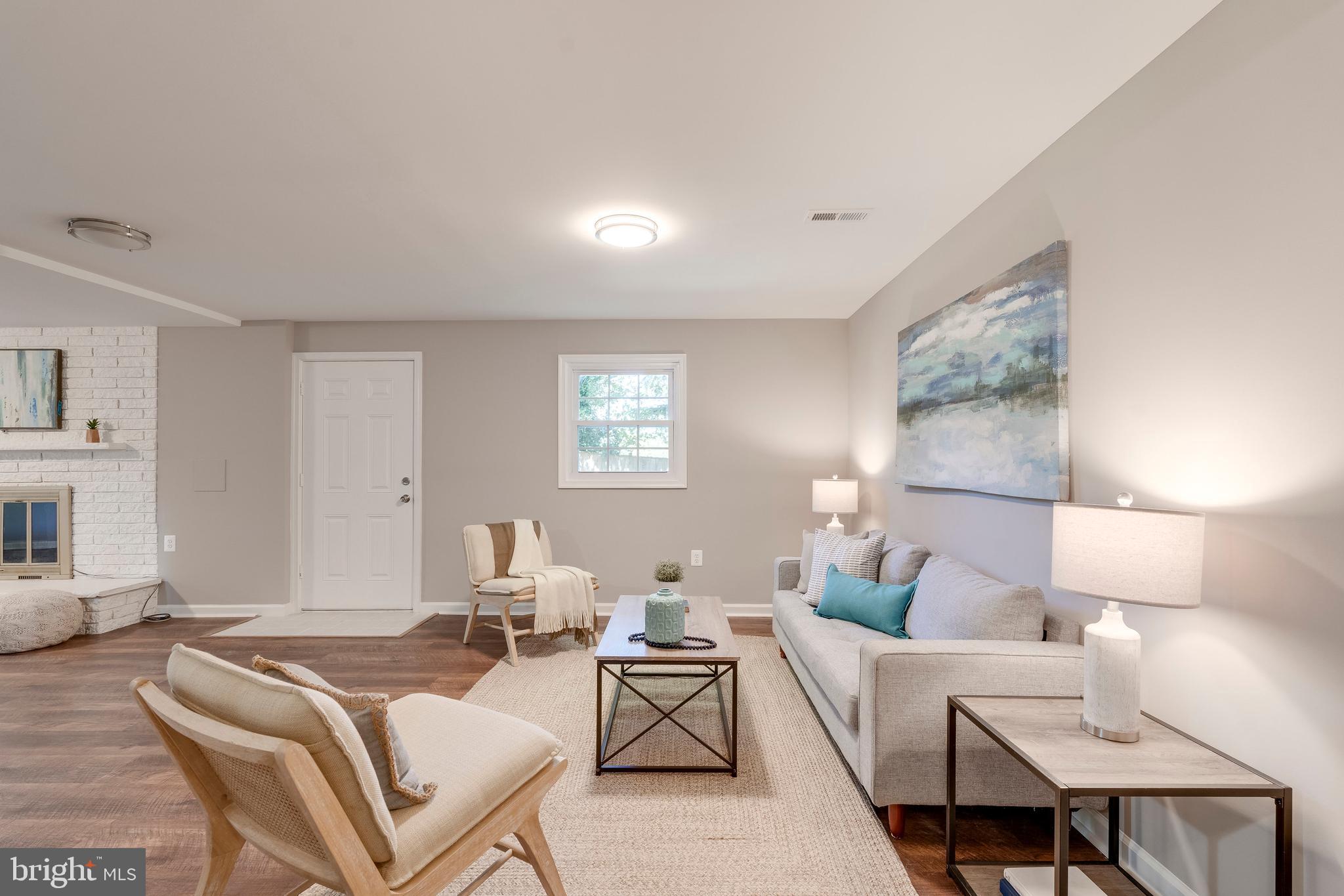 ROCK CREEK PALISADES - Residential