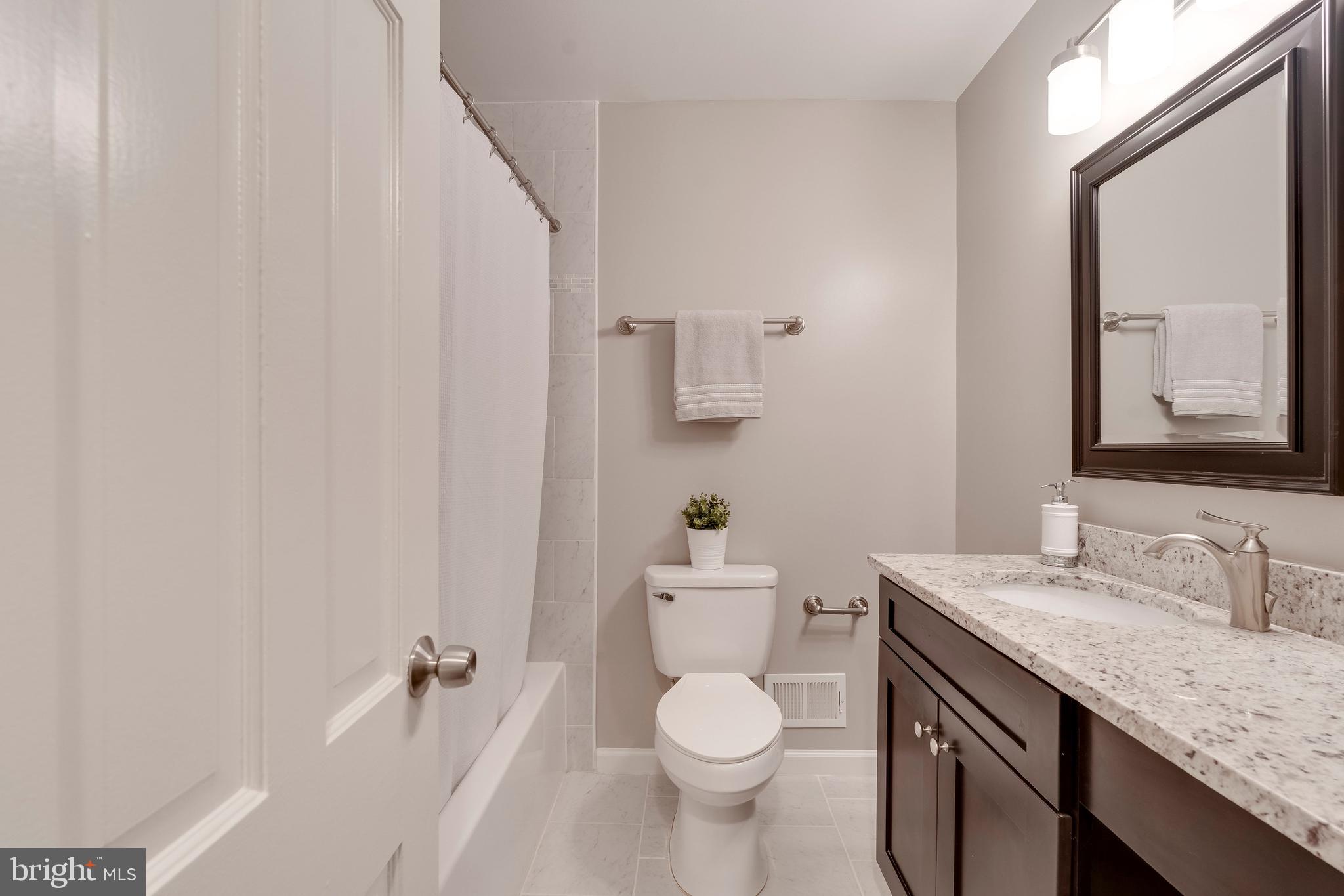 ROCK CREEK PALISADES - Residential