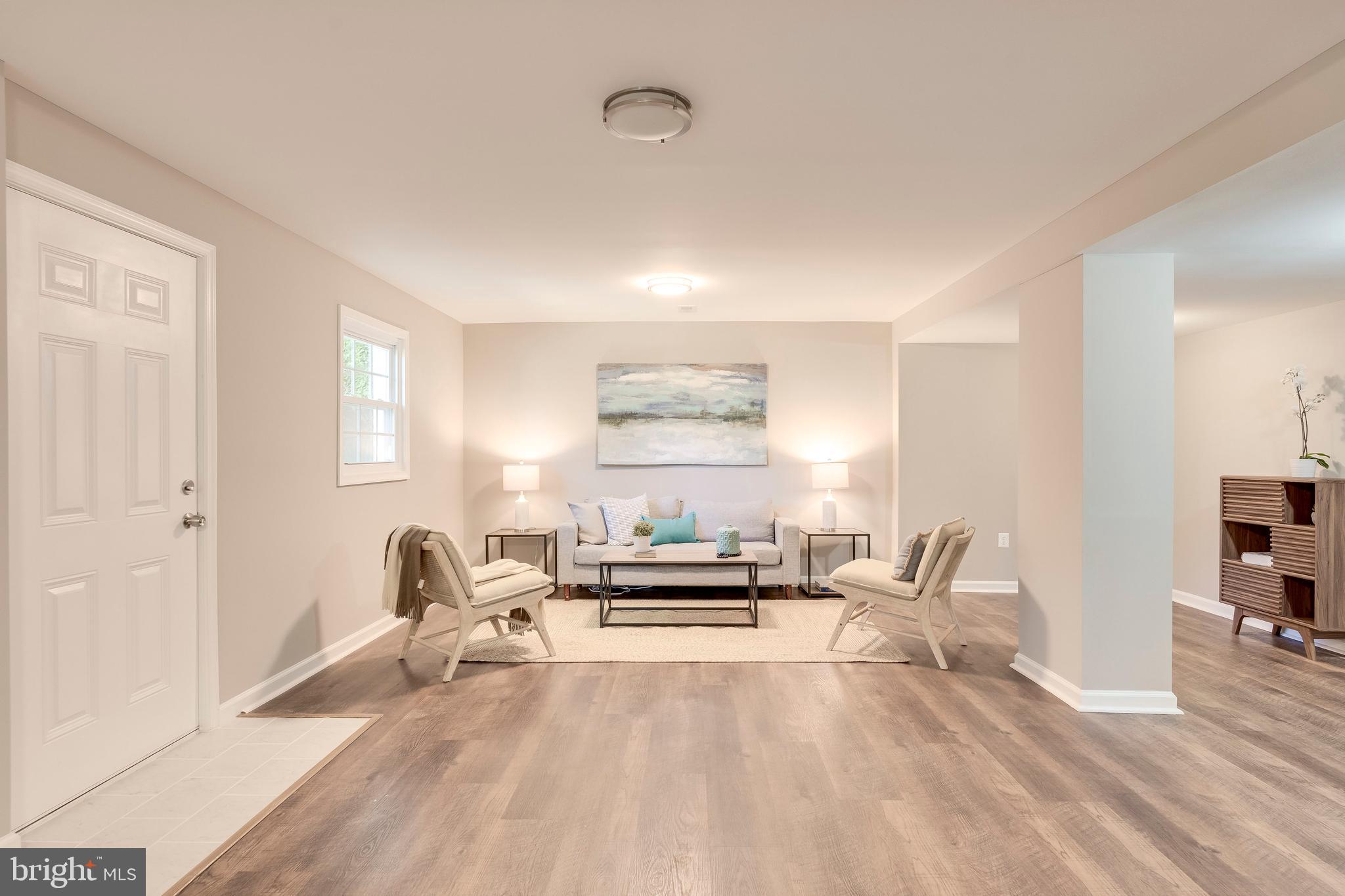 ROCK CREEK PALISADES - Residential