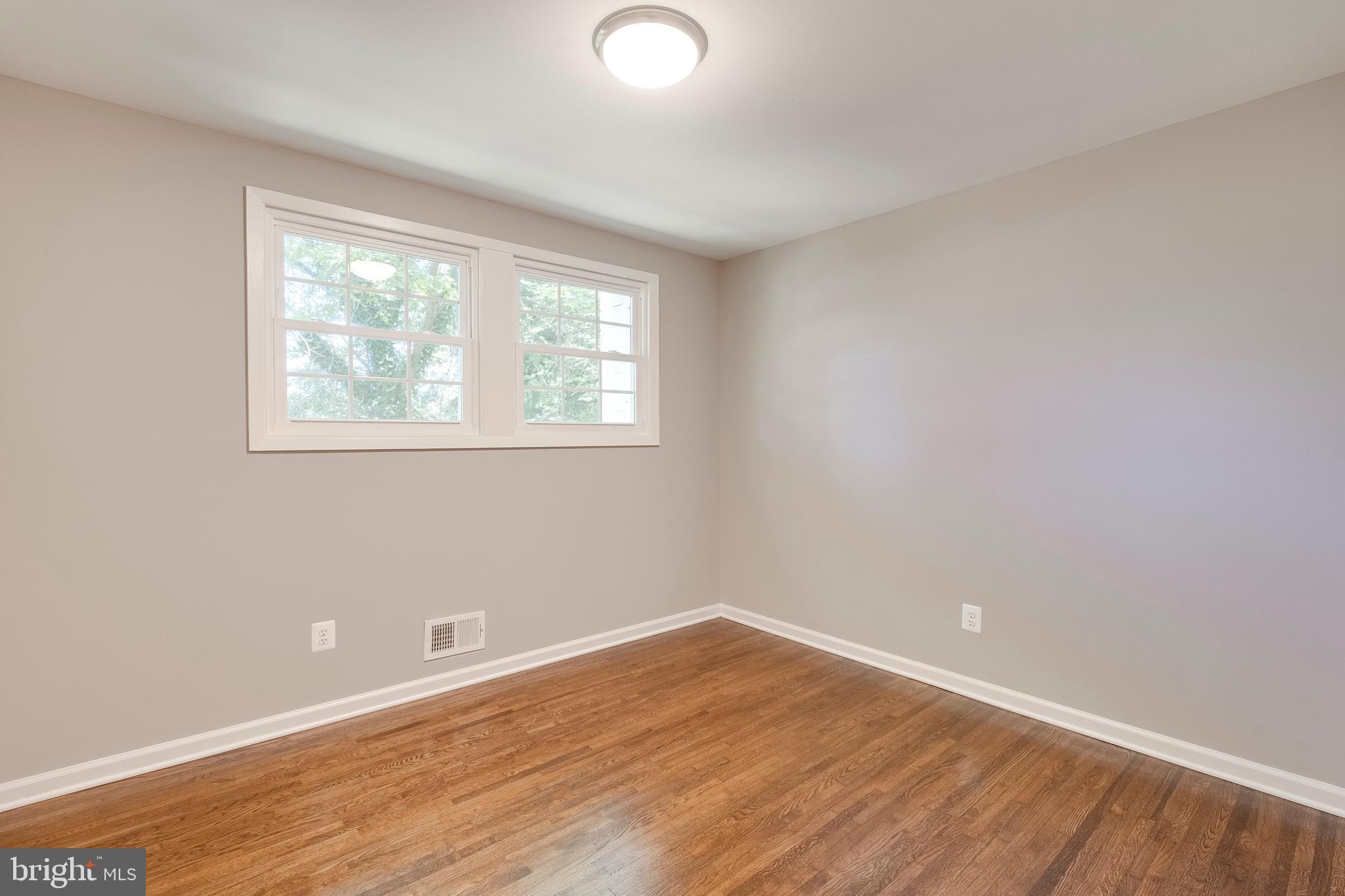 ROCK CREEK PALISADES - Residential