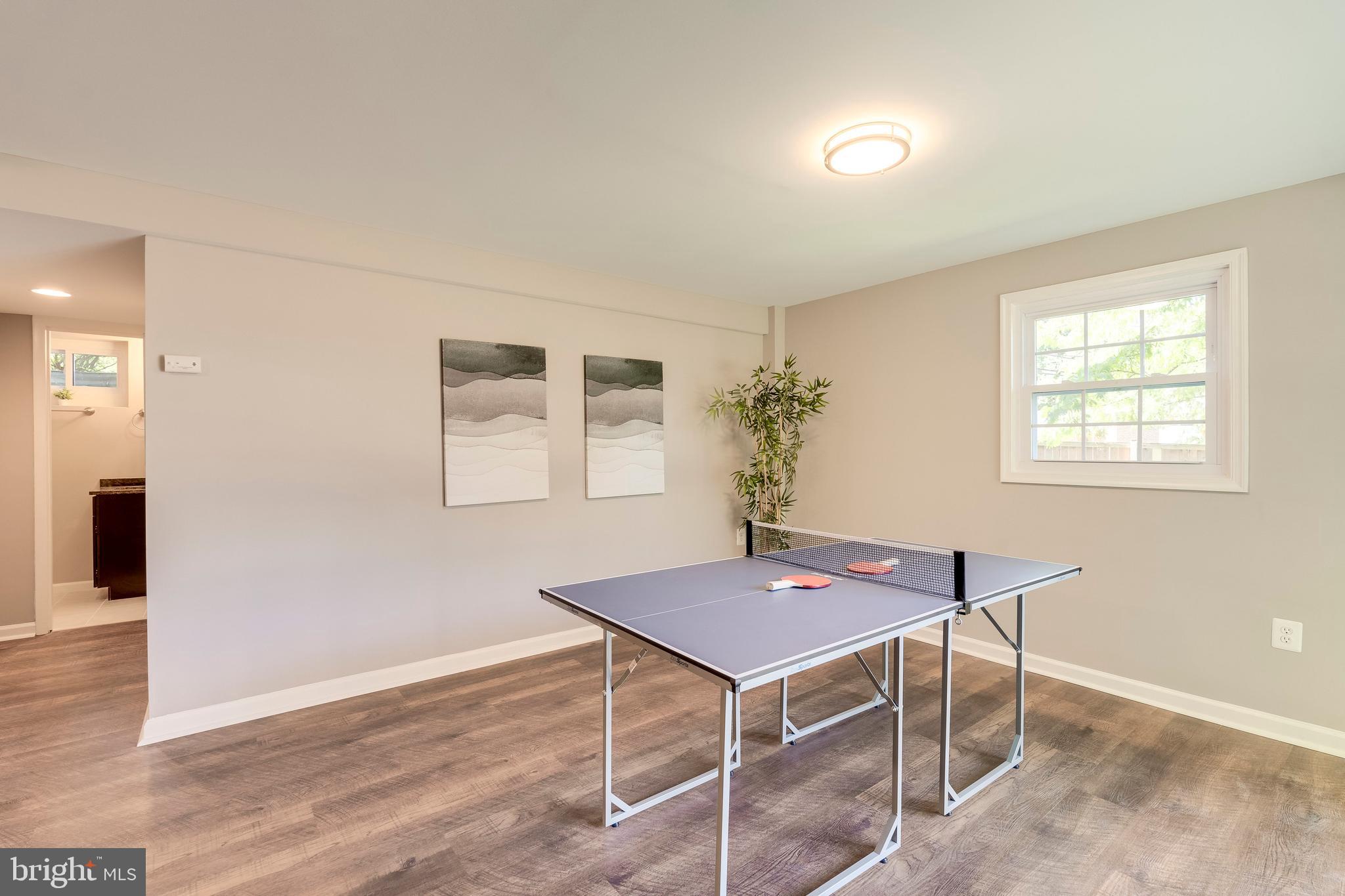 ROCK CREEK PALISADES - Residential