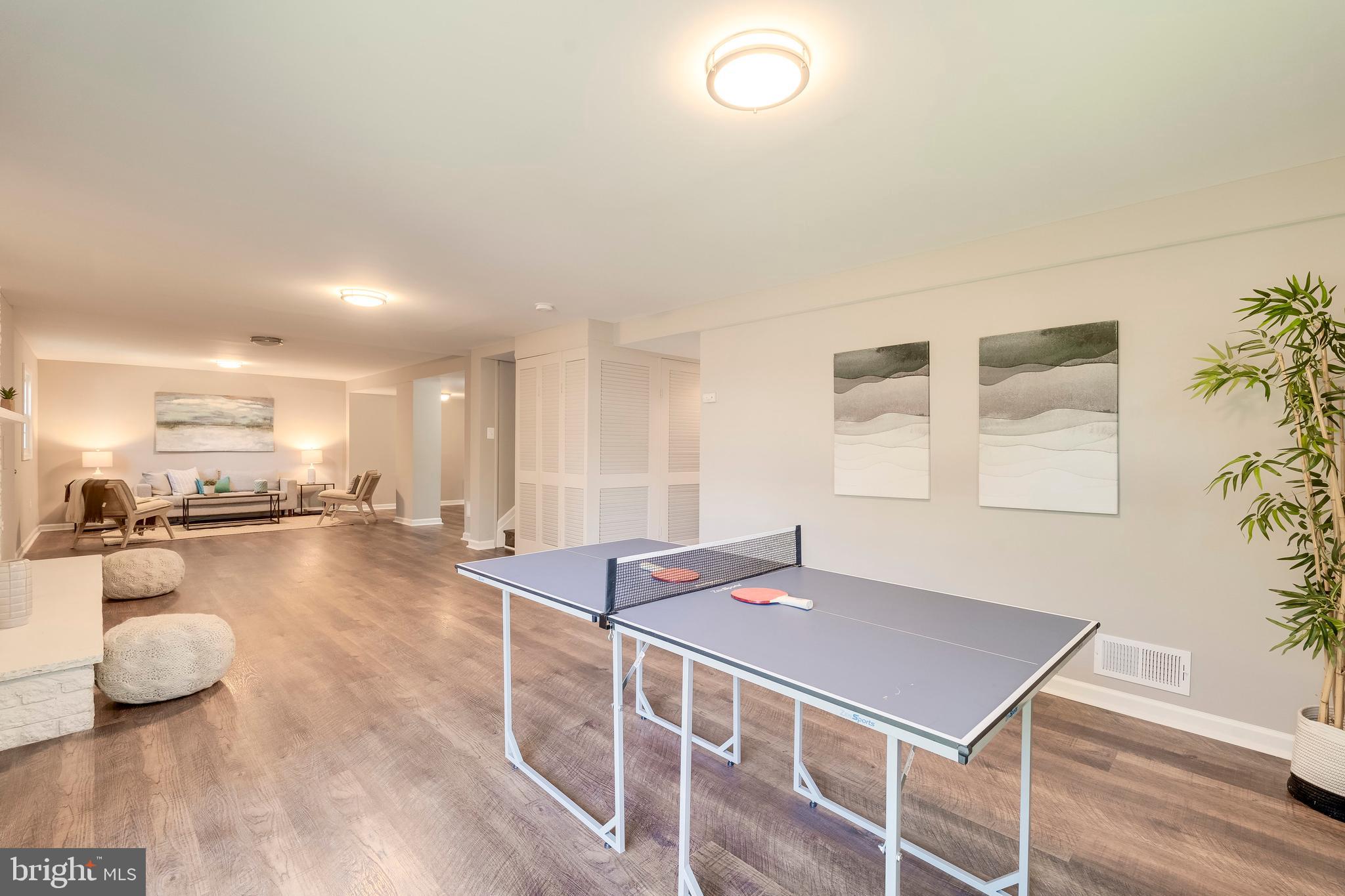 ROCK CREEK PALISADES - Residential