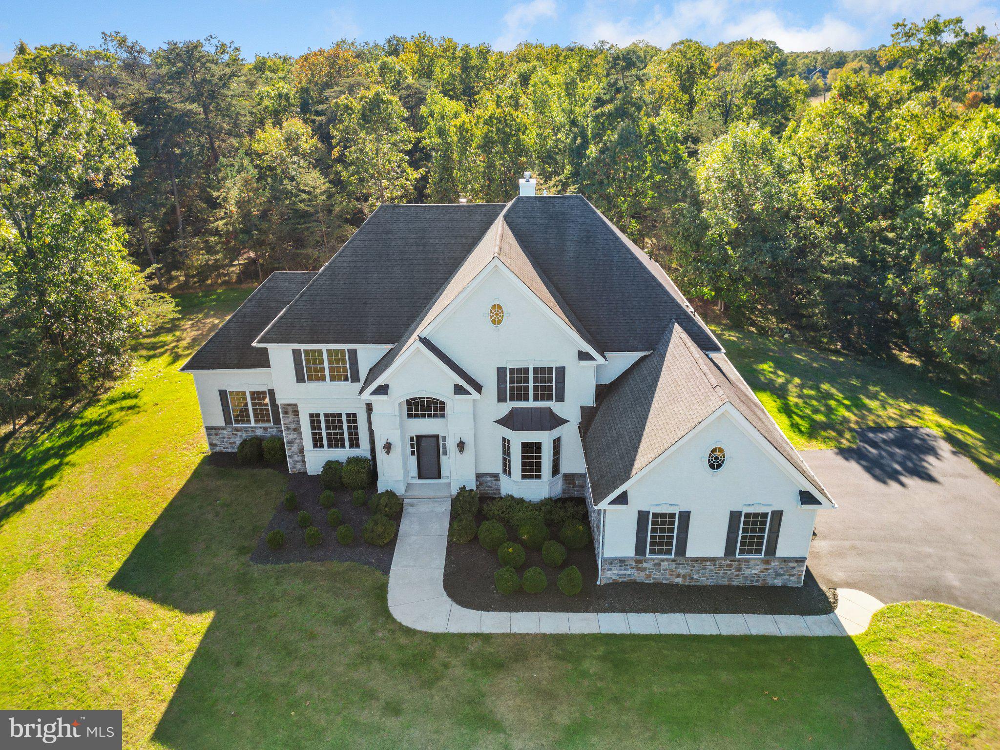 56 OXFORD CIRCLE