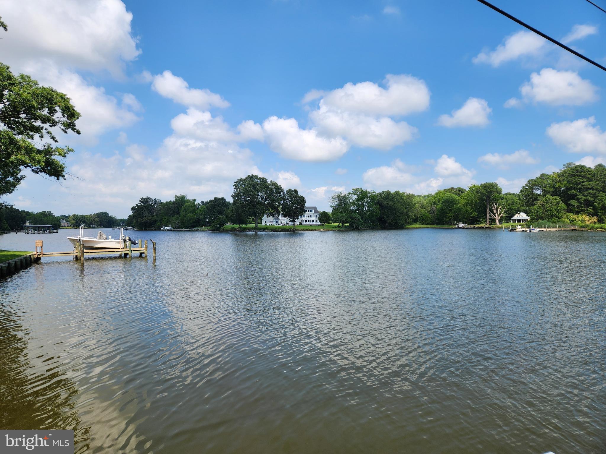 TUNIS MILLS - Residential