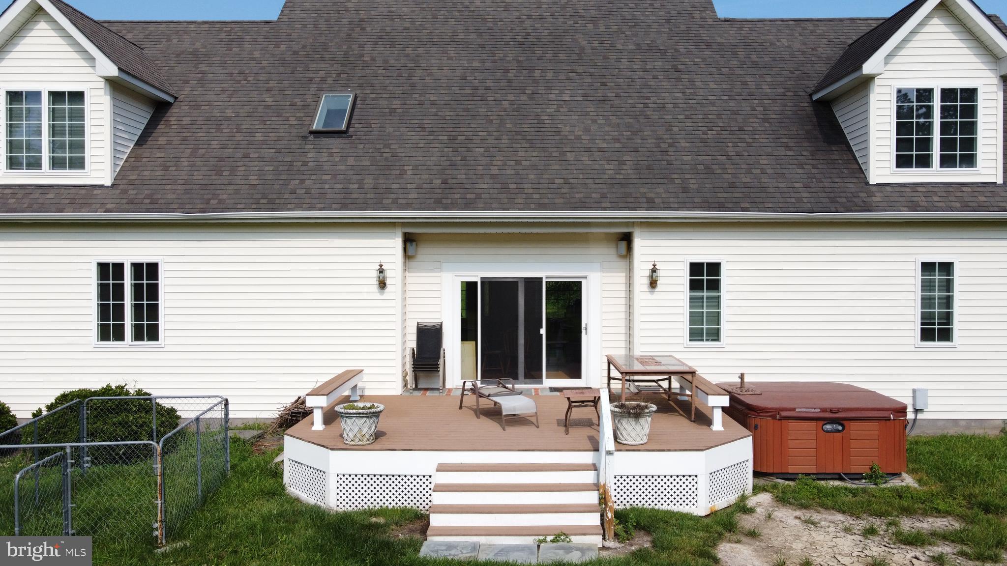 TUNIS MILLS - Residential