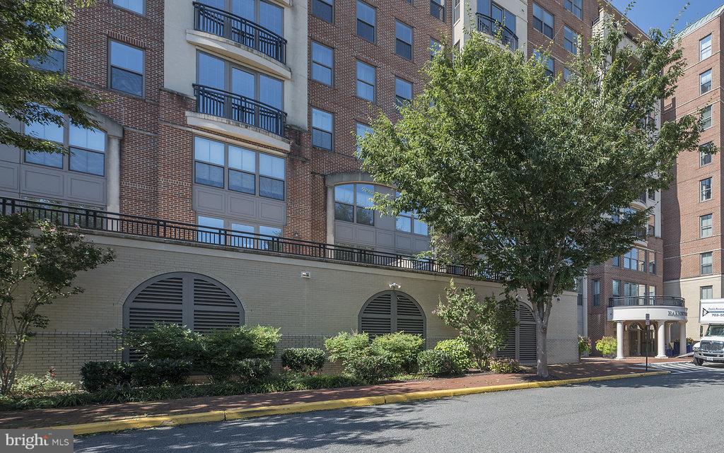 HARBOR VIEW - Residential Lease