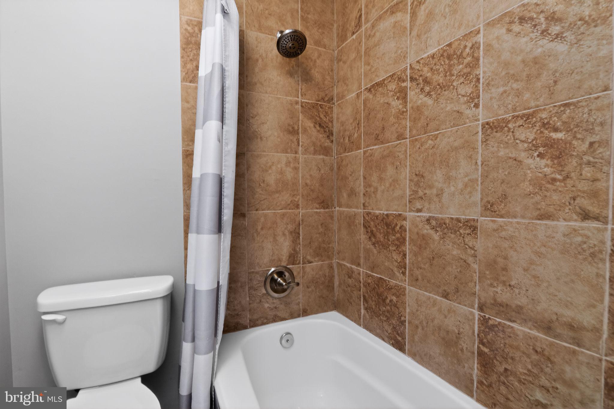 FERNBROOK - Residential Lease