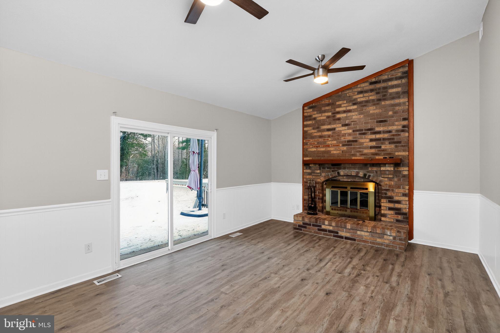 FERNBROOK - Residential Lease